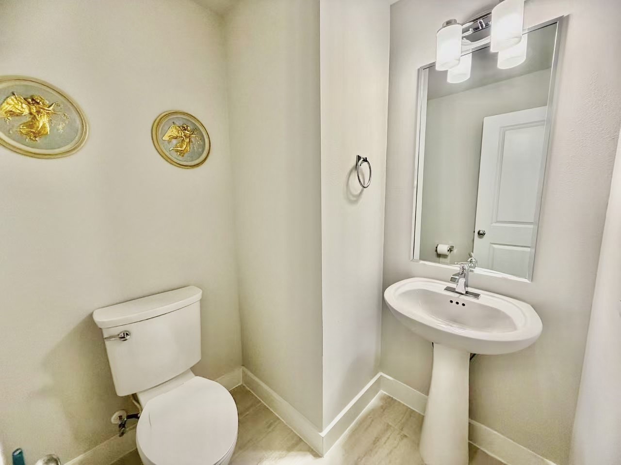 1254 N Post Oak Road B Property Photo 19