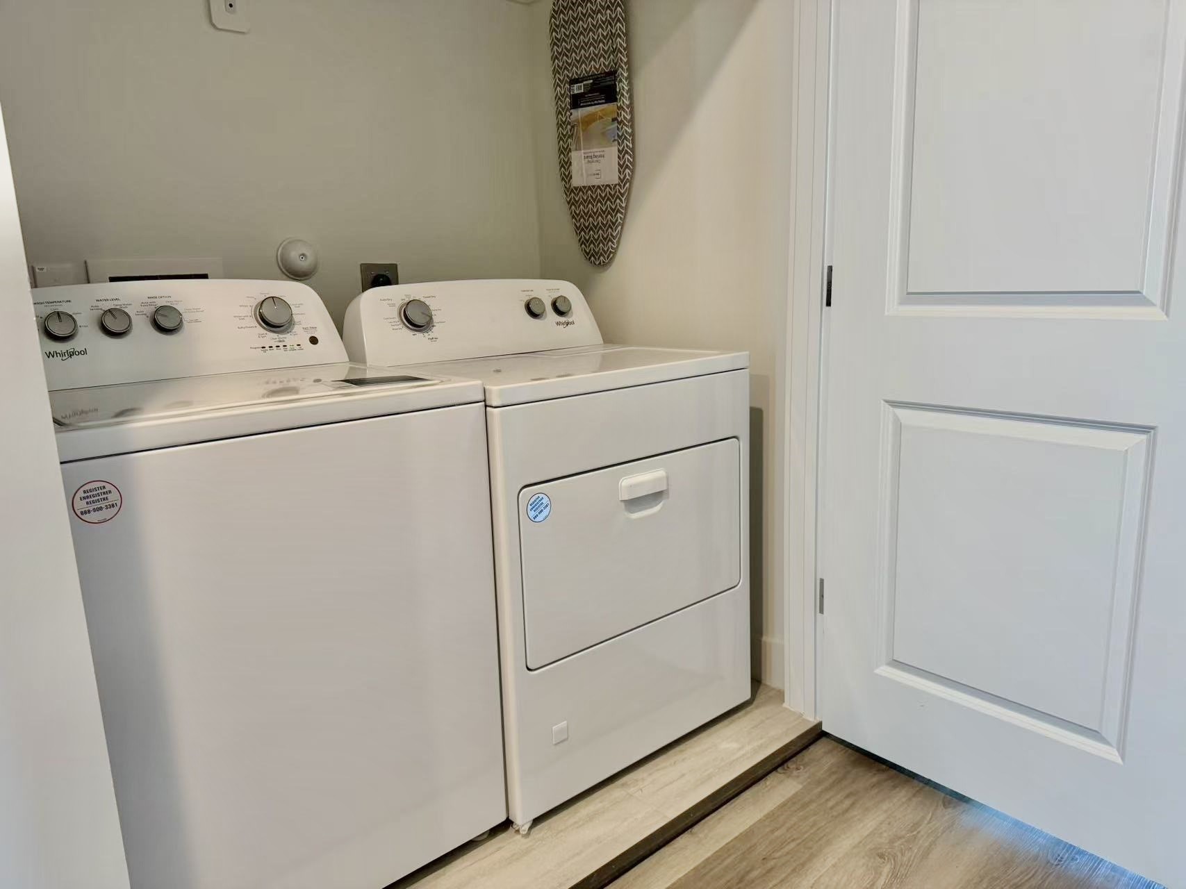 1254 N Post Oak Road B Property Photo 20