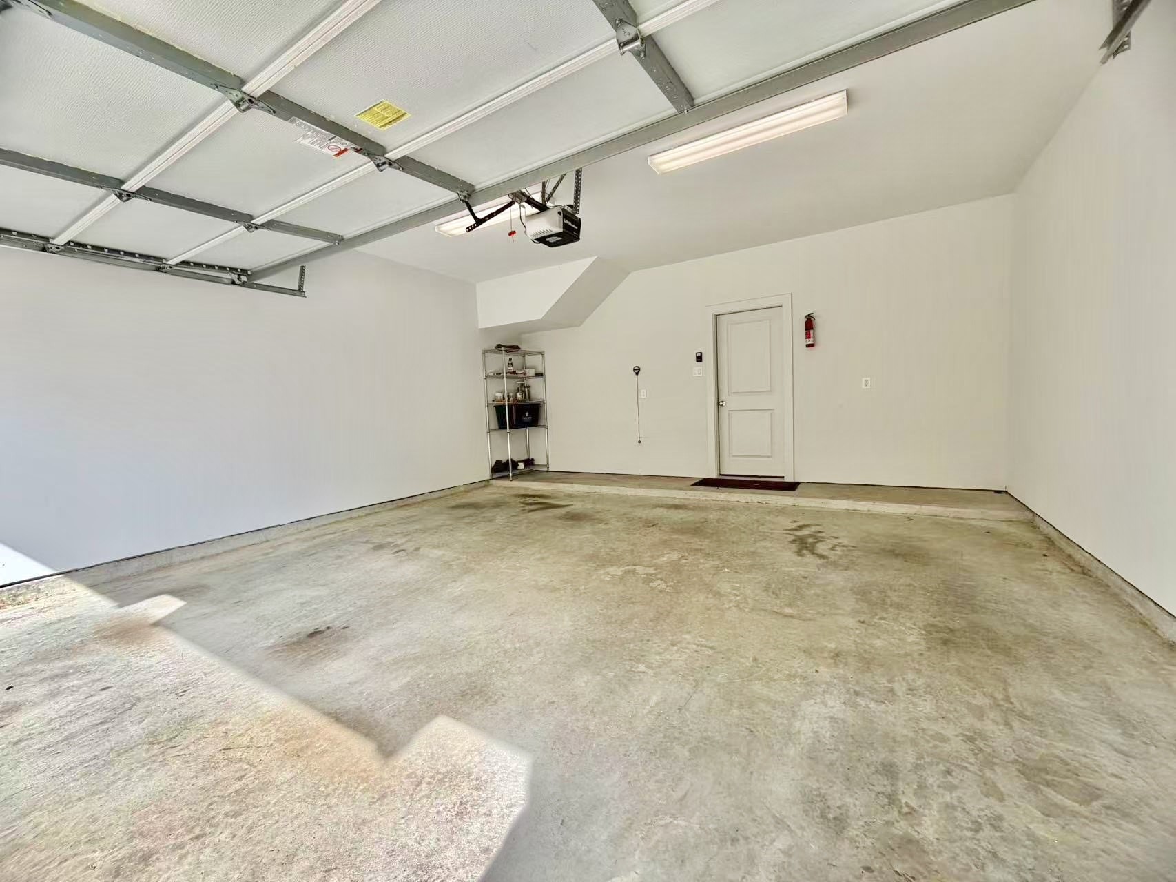 1254 N Post Oak Road B Property Photo 21