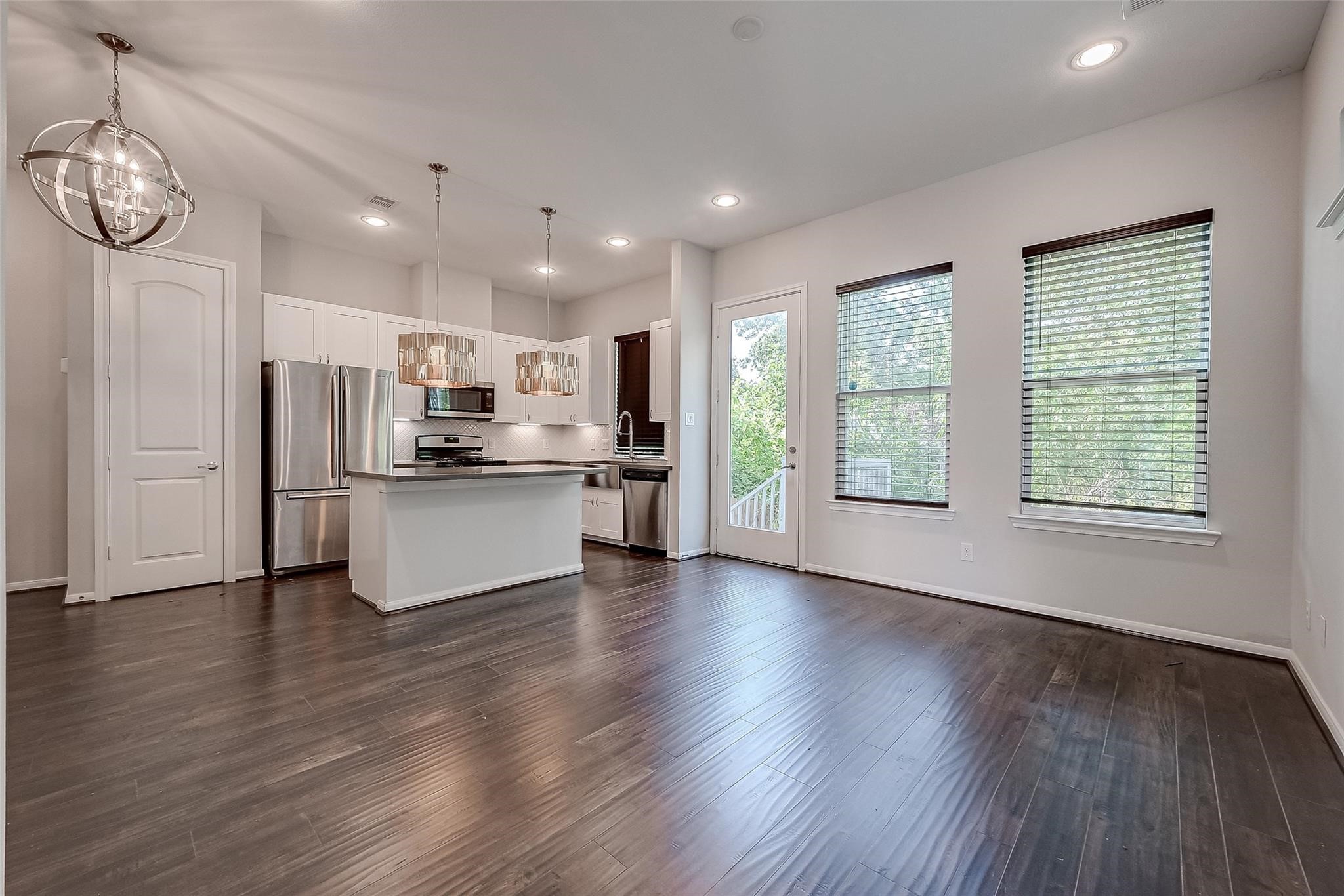 5610 Patrick Street D Property Photo 3
