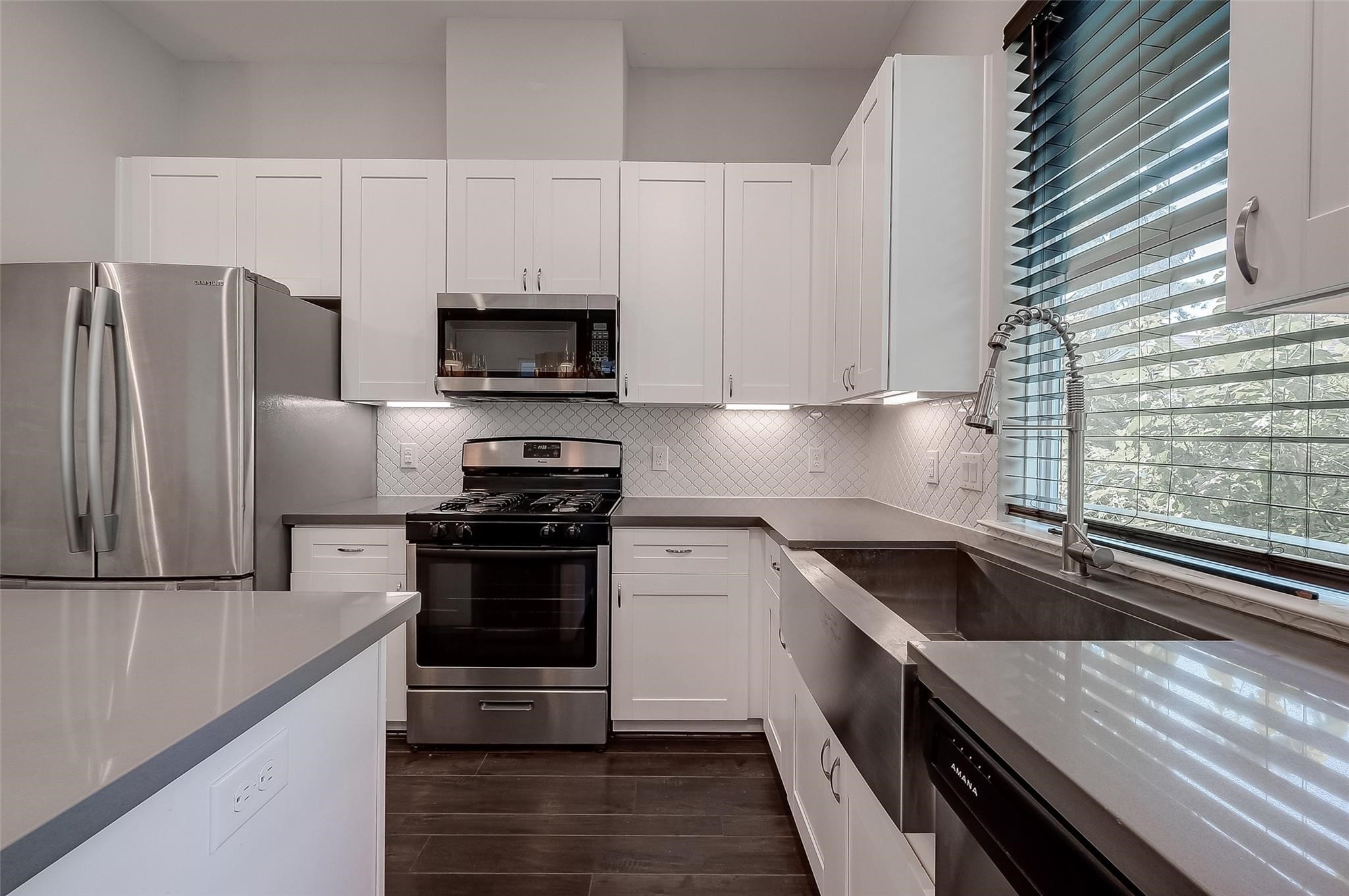 5610 Patrick Street D Property Photo 6