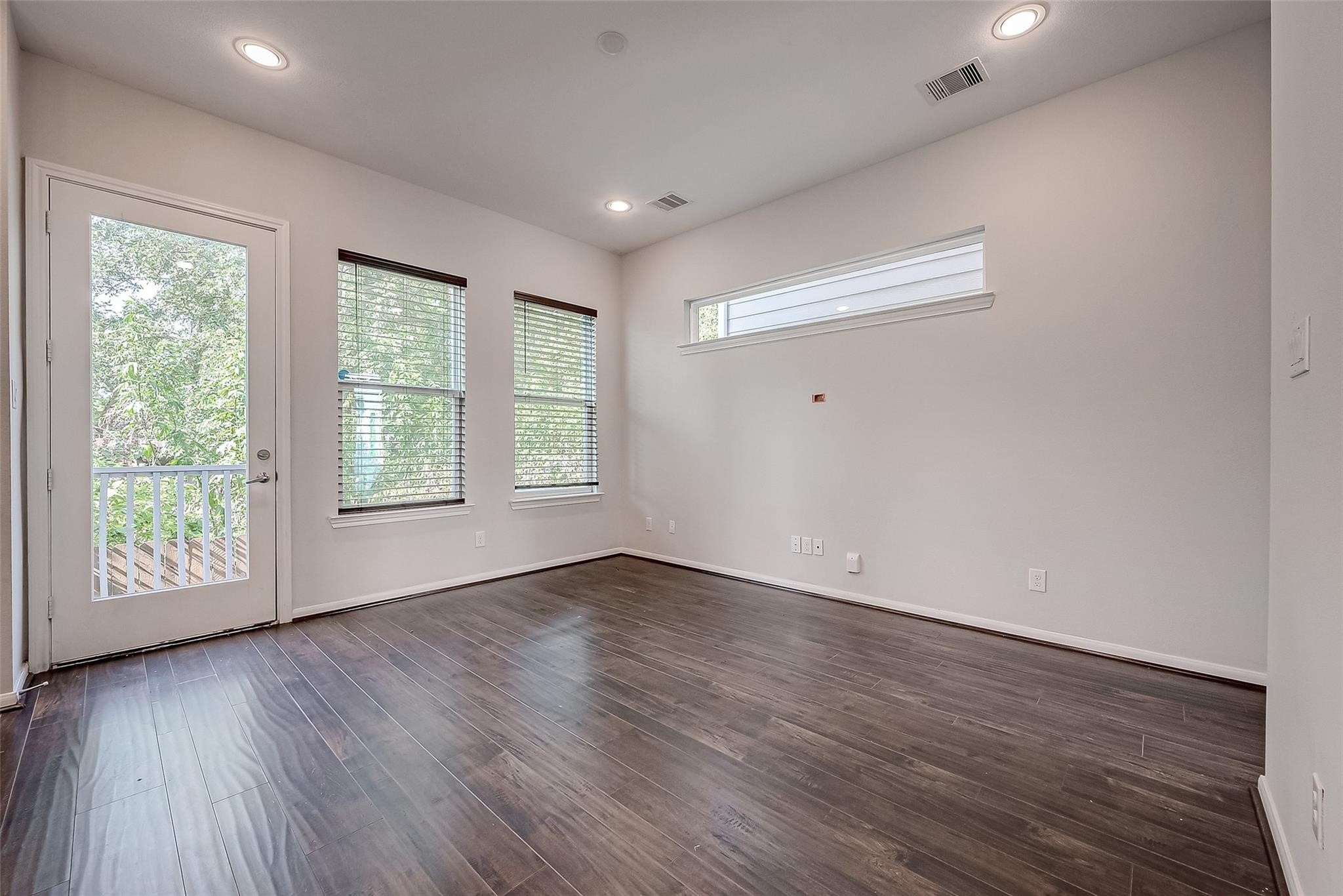 5610 Patrick Street D Property Photo 11
