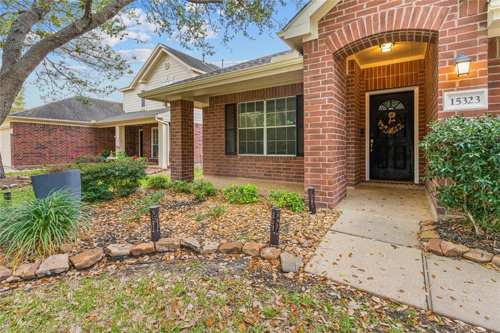 15323 Redbud Berry Way Property Photo 2
