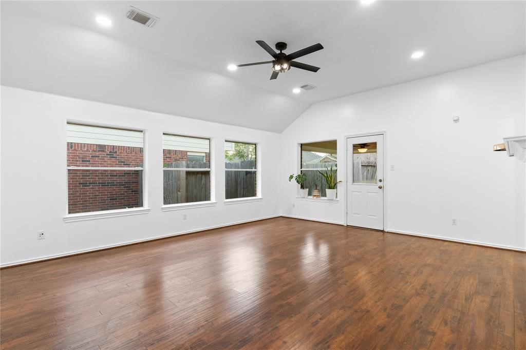 15323 Redbud Berry Way Property Photo 6