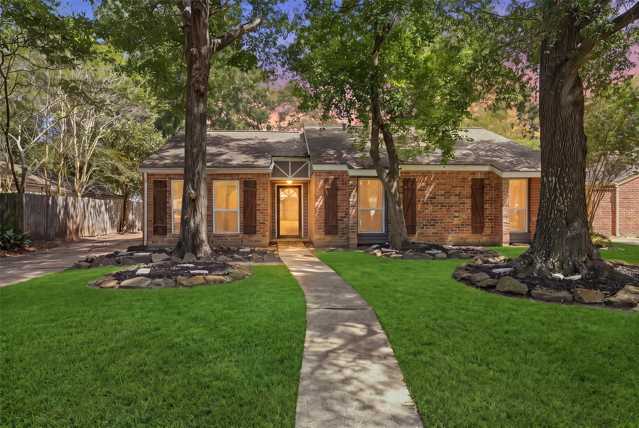 3118 Cascade Creek Drive Property Photo 1