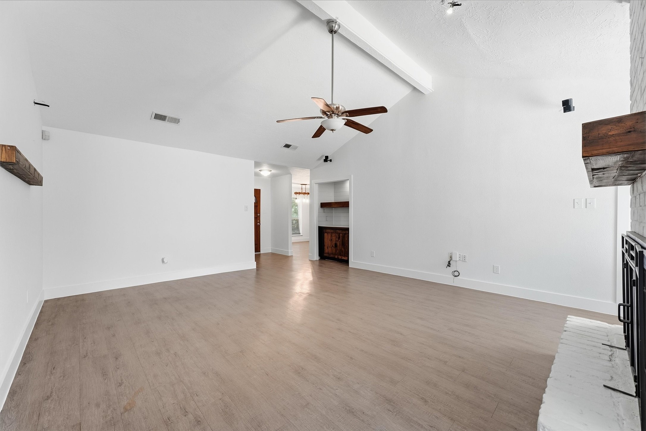 3118 Cascade Creek Drive Property Photo 6