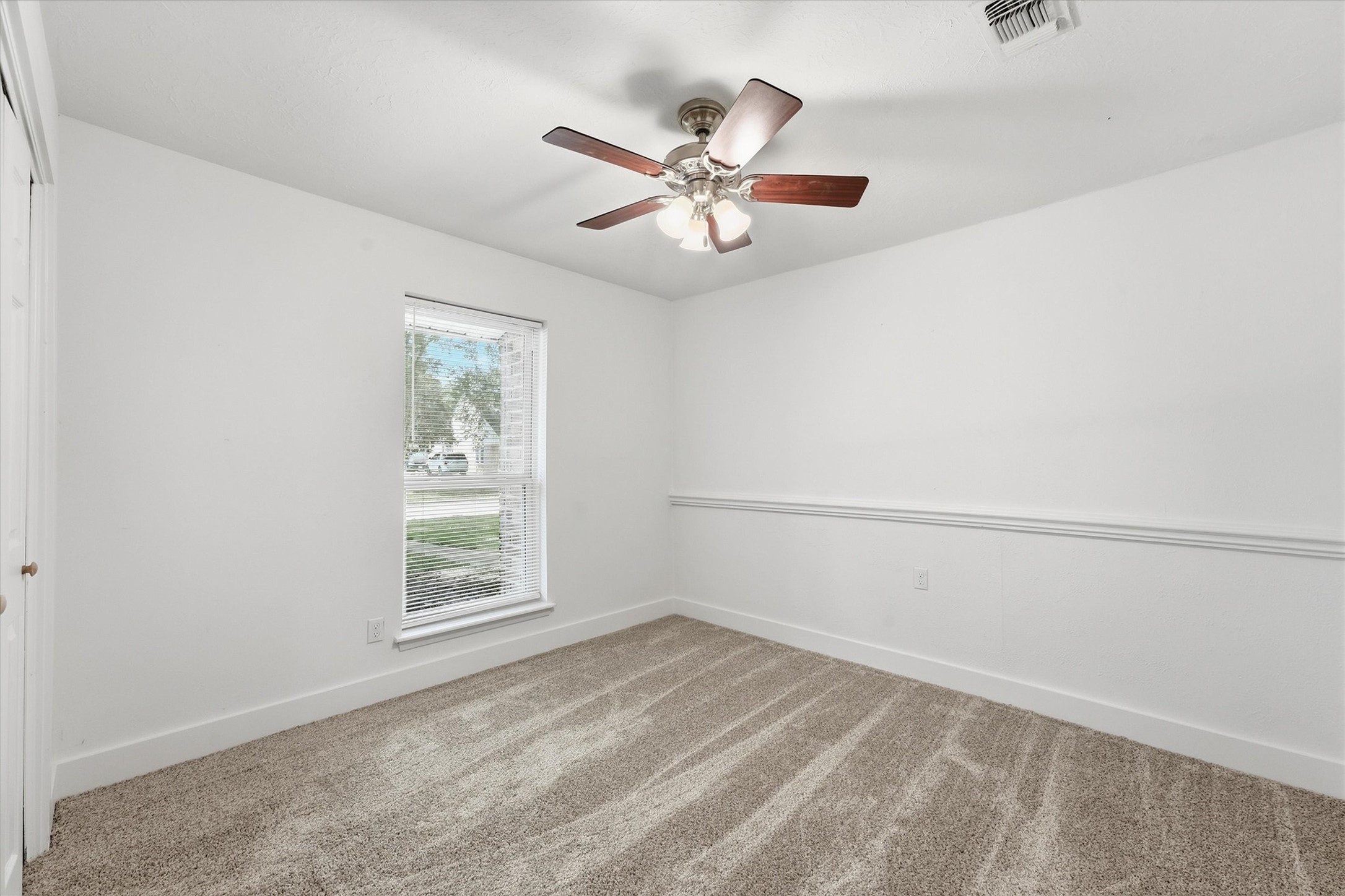 3118 Cascade Creek Drive Property Photo 22