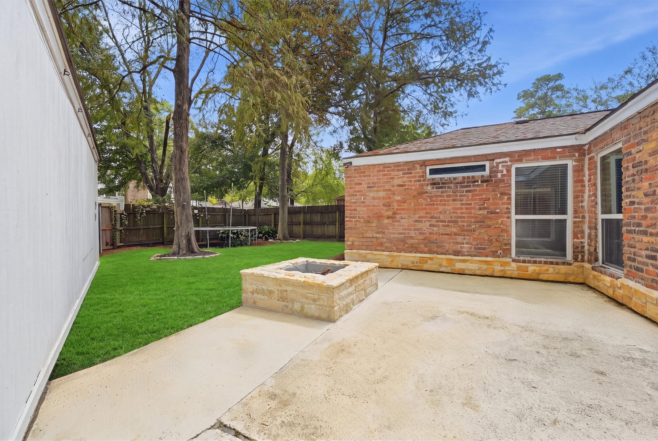 3118 Cascade Creek Drive Property Photo 26