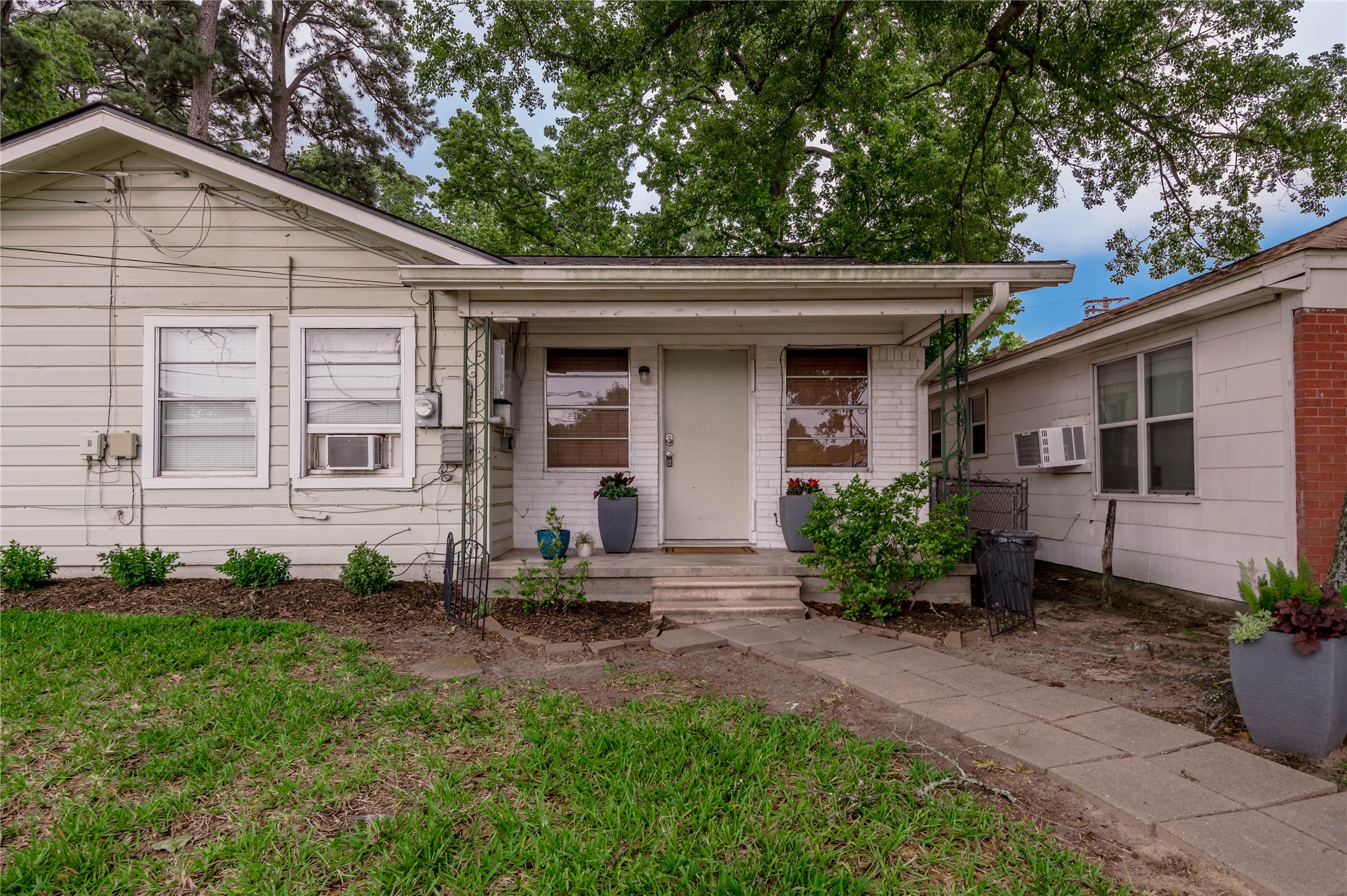 1412 22nd Street B Property Photo 3