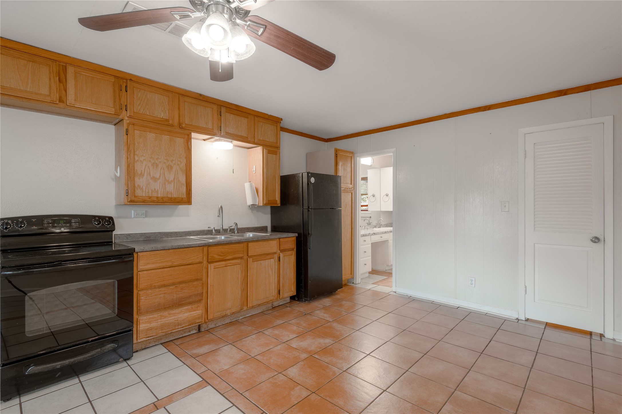 1412 22nd Street B Property Photo 10