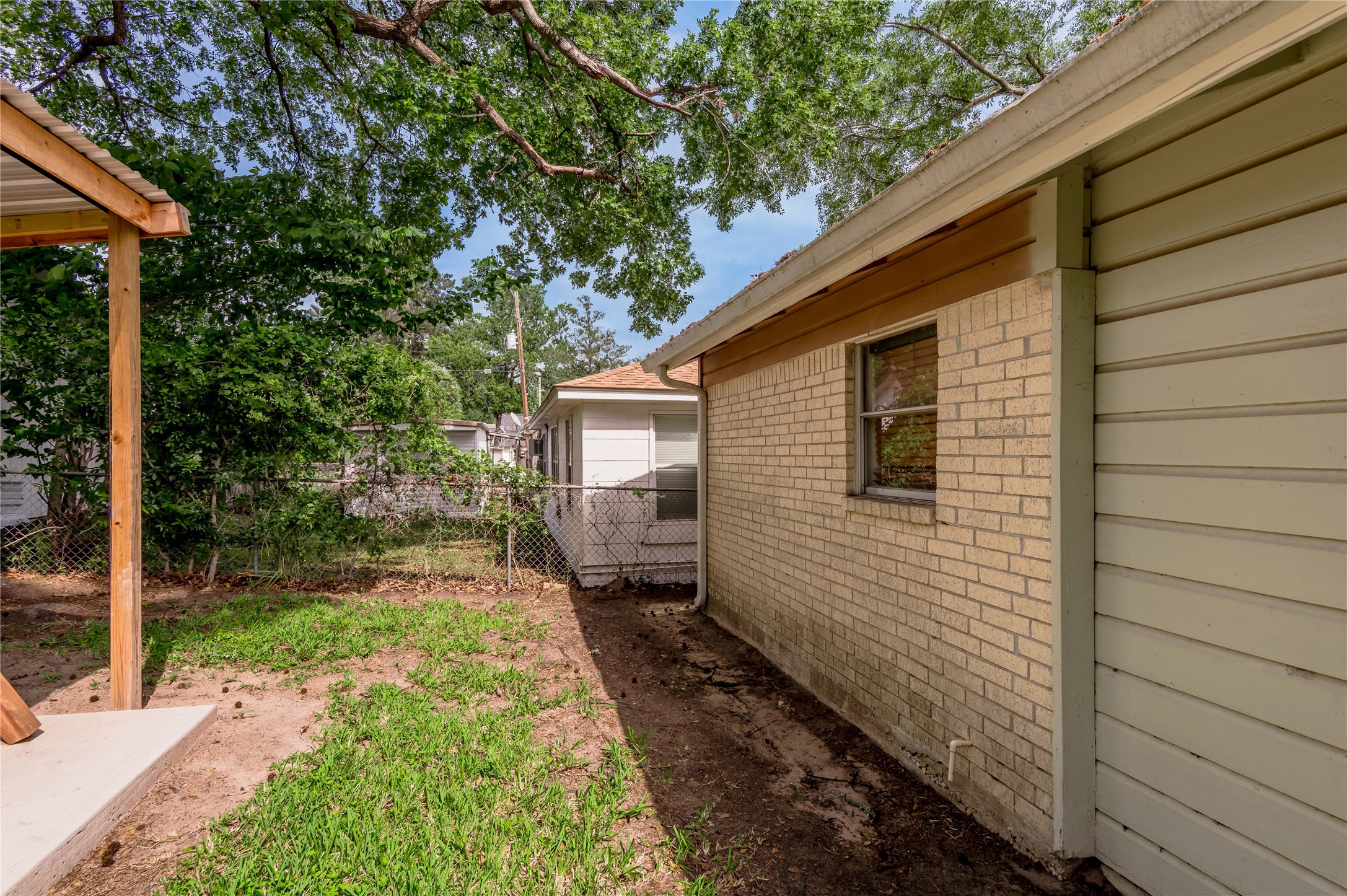 1412 22nd Street B Property Photo 20