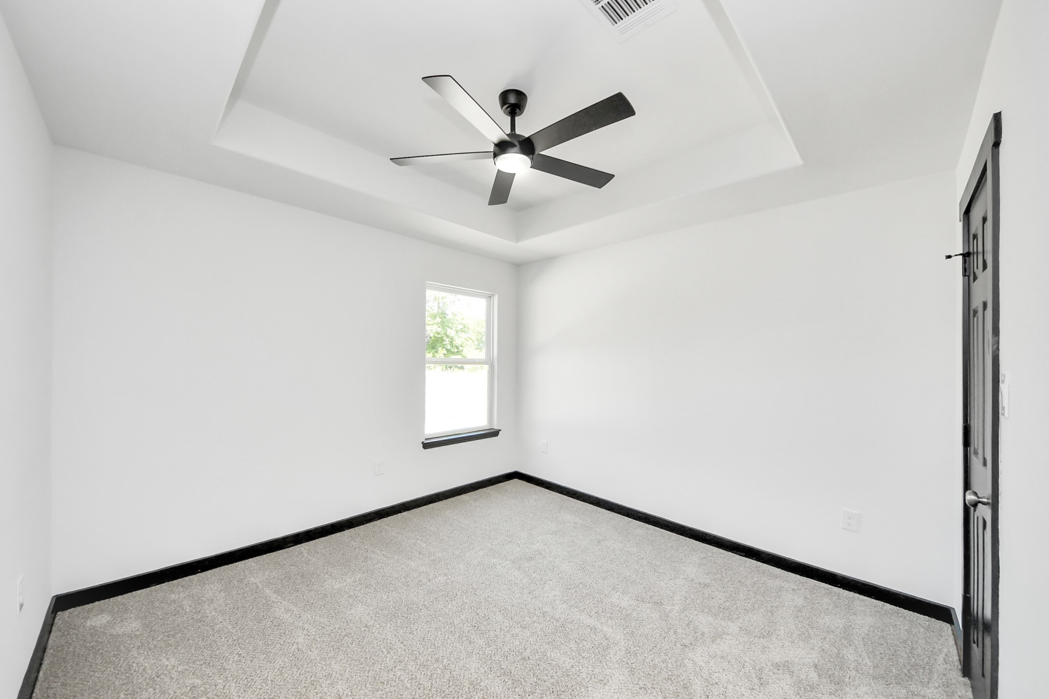 14574 Half Circle Street Property Photo 25