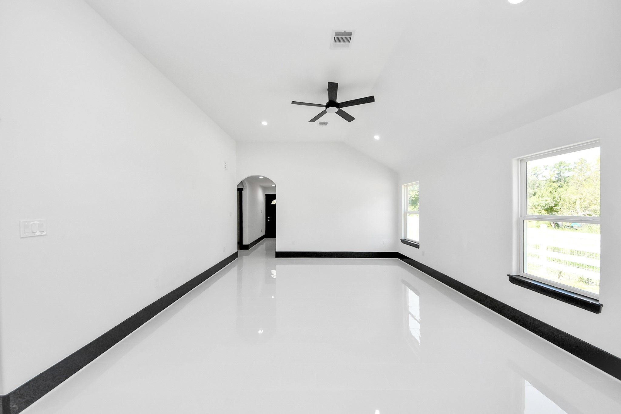 14574 Half Circle Street Property Photo 31