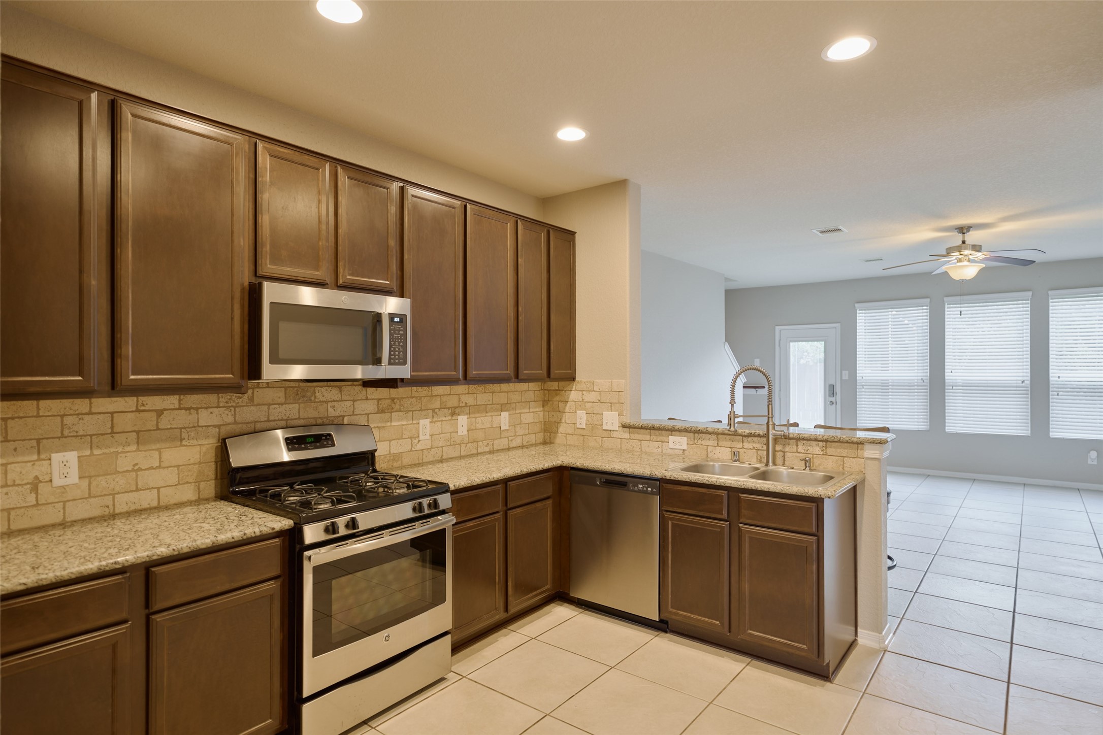 28915 Birch Green Way Property Photo 16