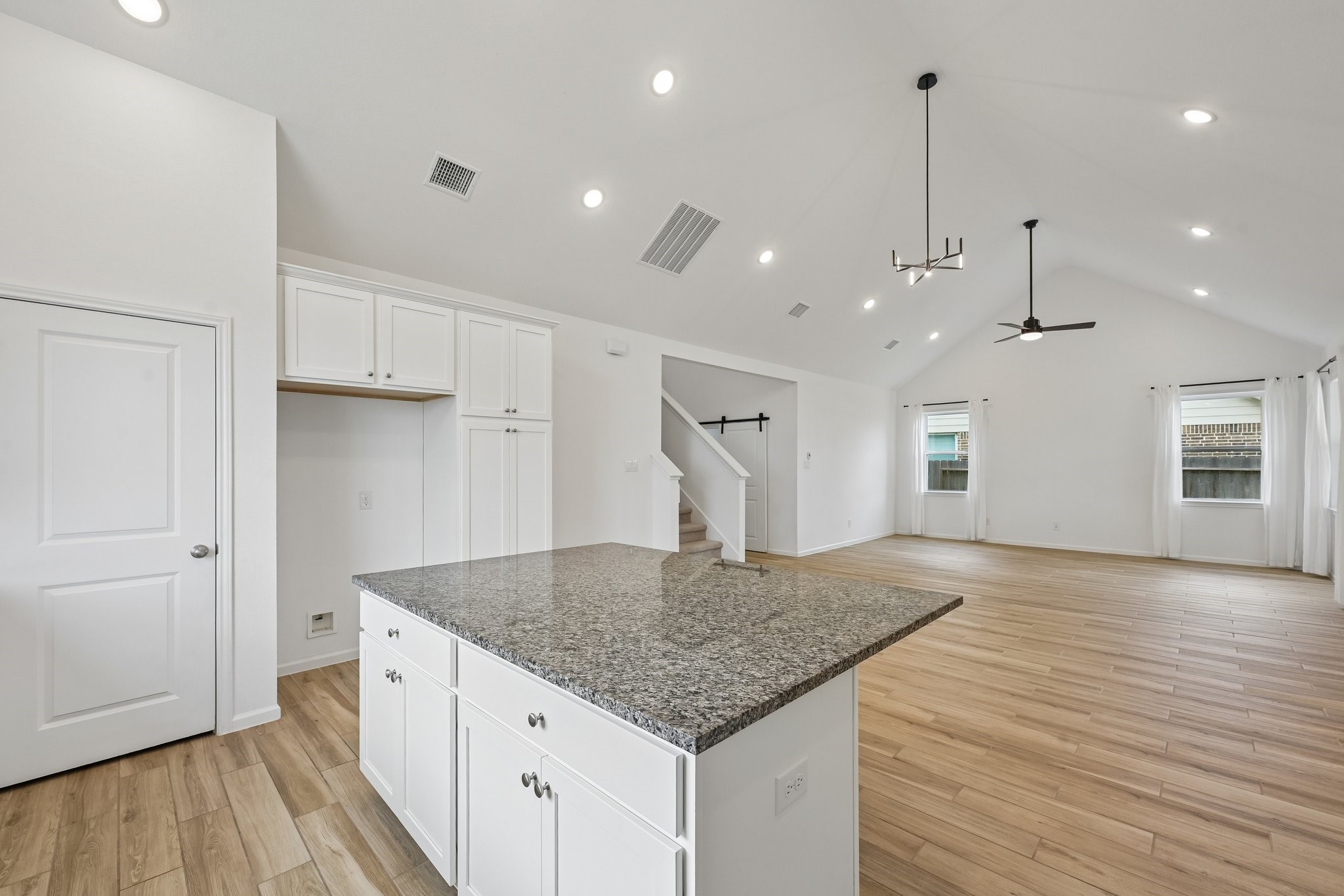 7818 Palm Glade Drive Property Photo 13