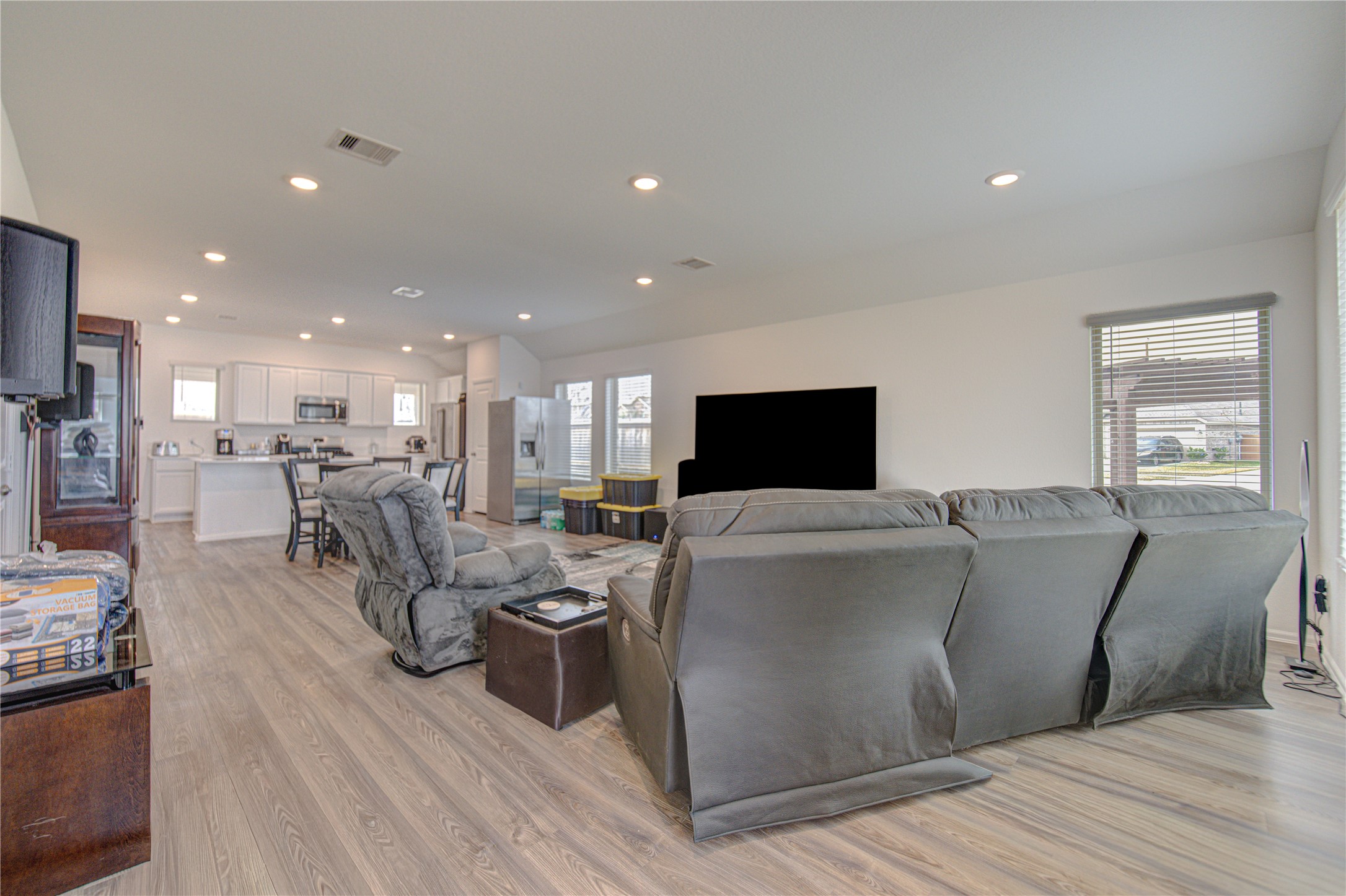 2904 Cordova Hill Drive Property Photo 4