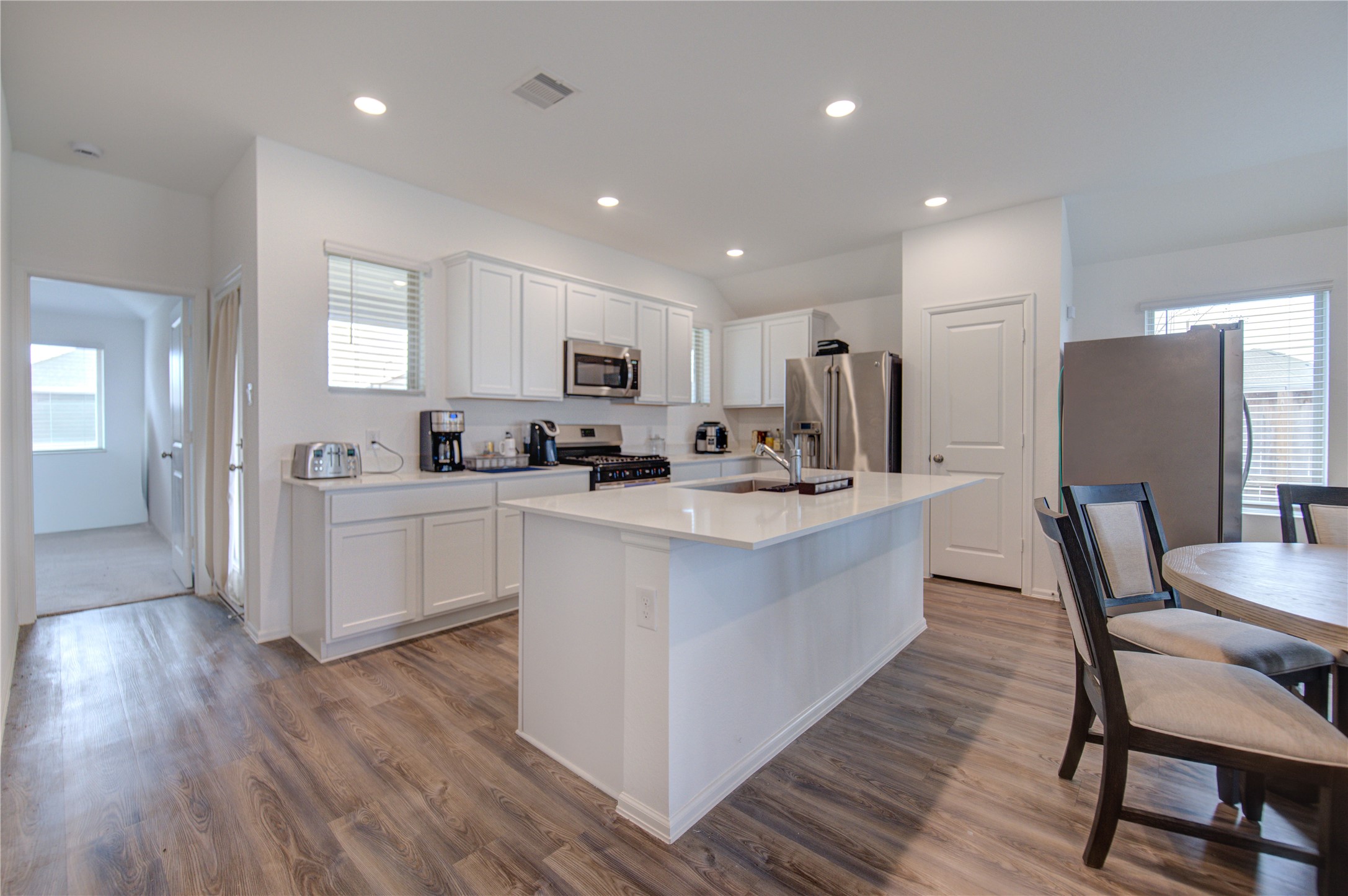 2904 Cordova Hill Drive Property Photo 14
