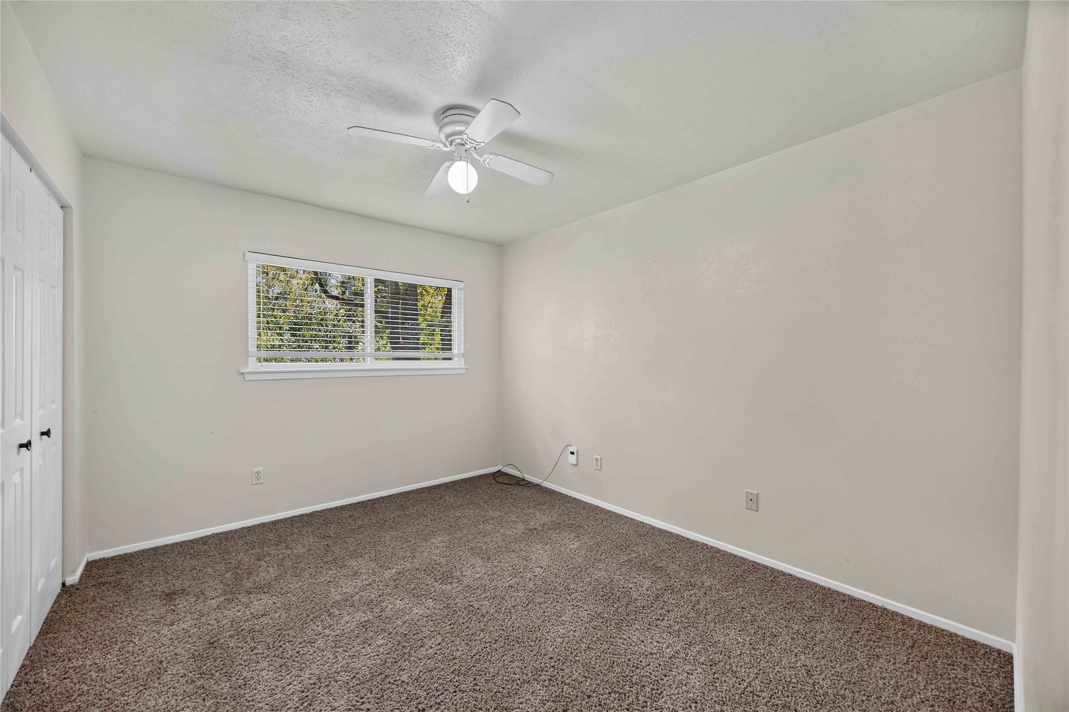 2107 N Red Cedar Circle Property Photo 14