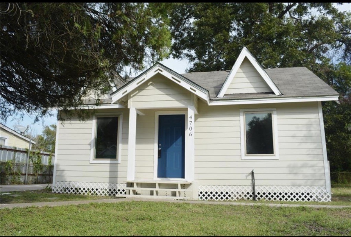 4706 Sayers Street A Property Photo 1