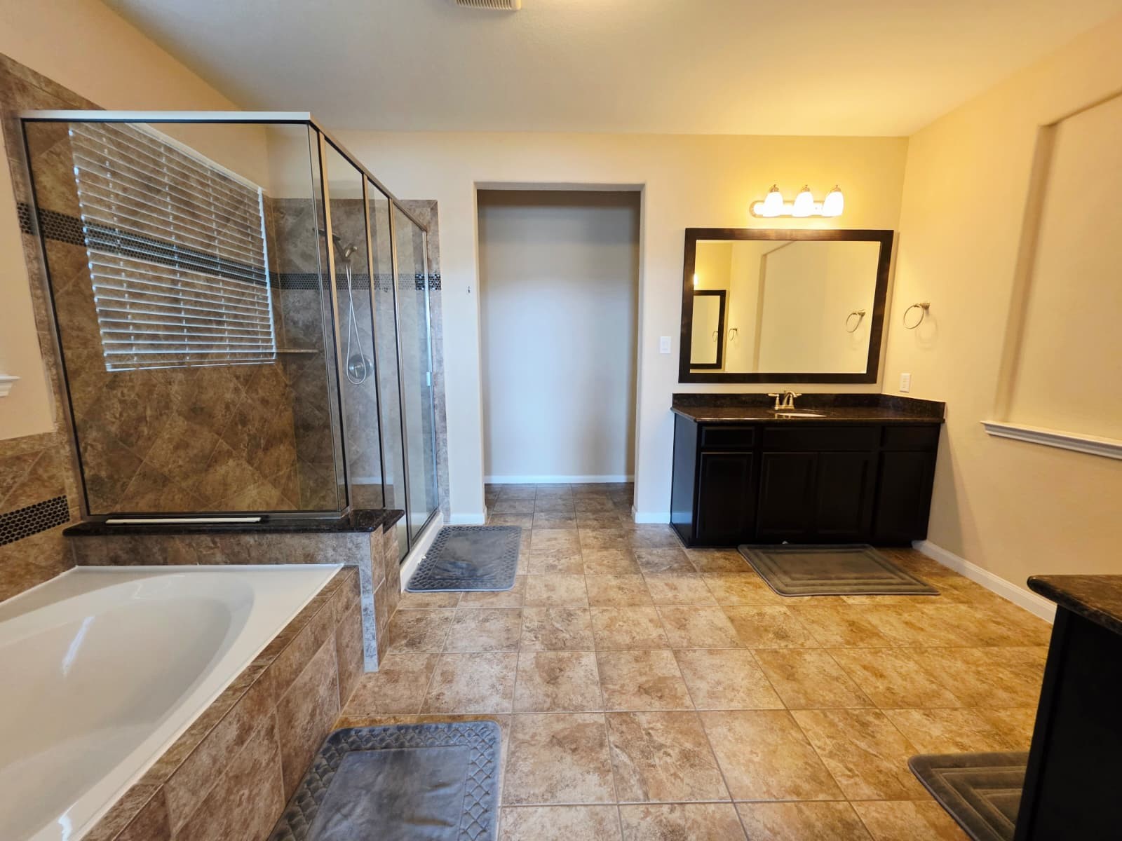 27419 Canyon Reach Dr Property Photo 13