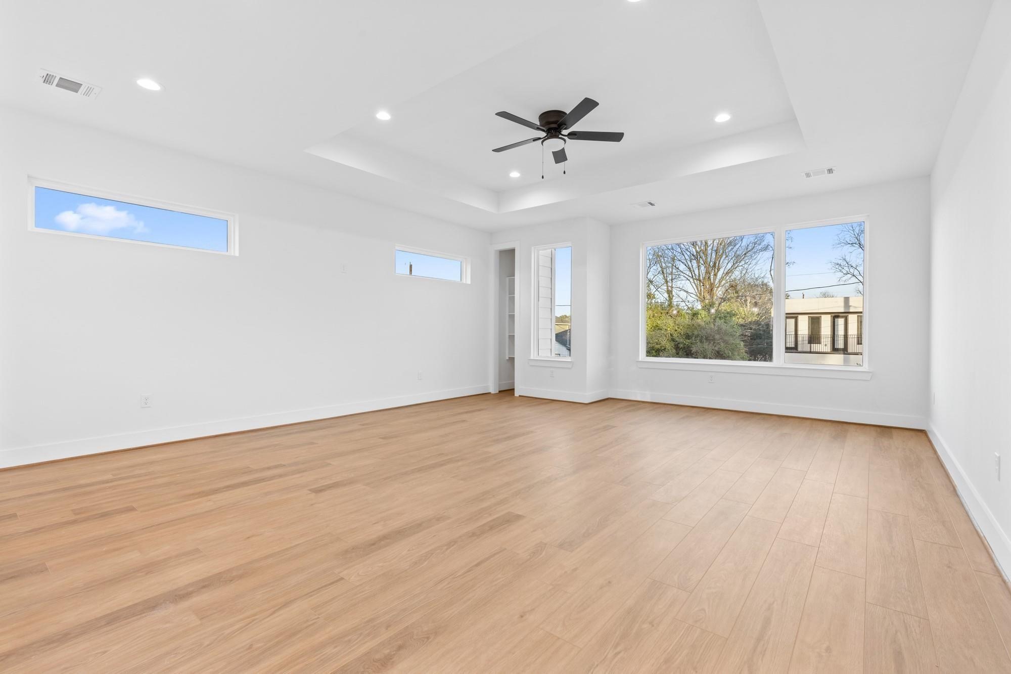 8403 Sunnyhill Street Property Photo 13