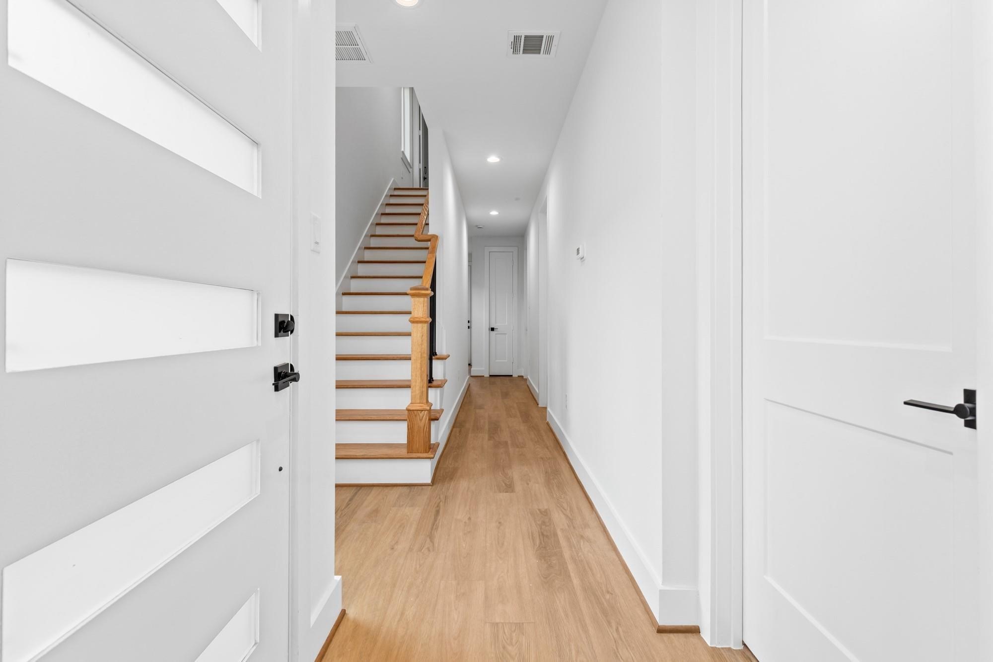 8403 Sunnyhill Street Property Photo 23