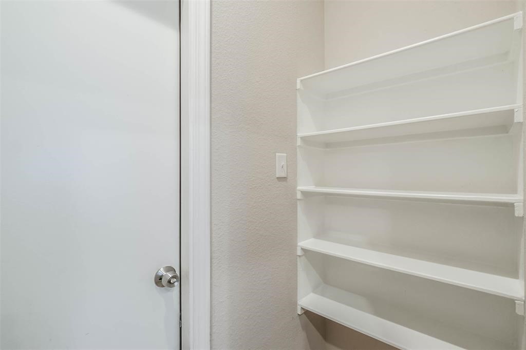 3207 Avenue O Property Photo 14