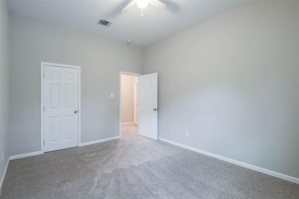 3207 Avenue O Property Photo 27