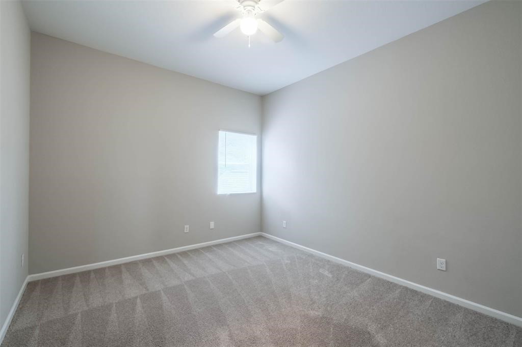 3207 Avenue O Property Photo 28