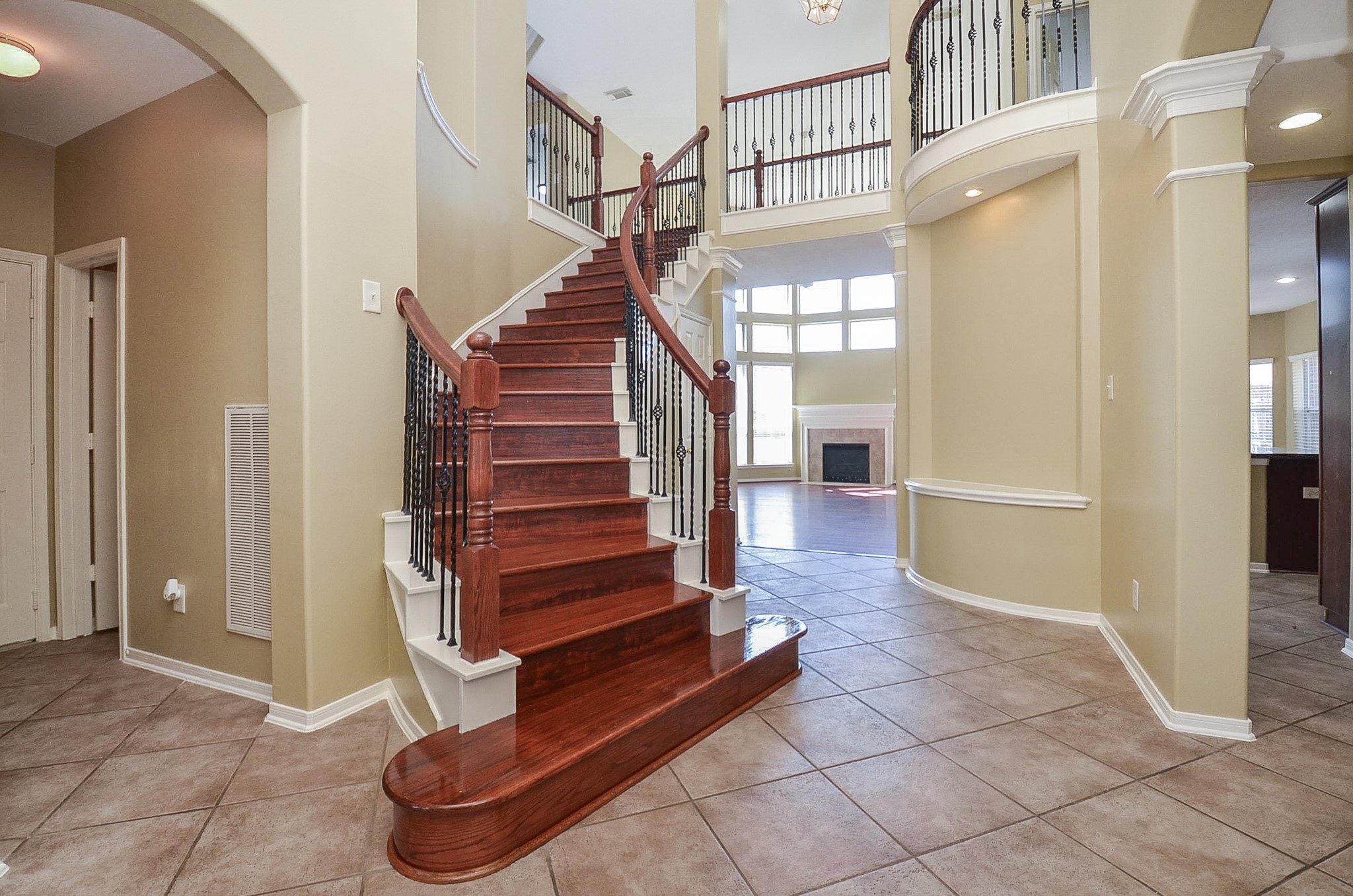 13109 Sunset Cliff Court Property Photo 6