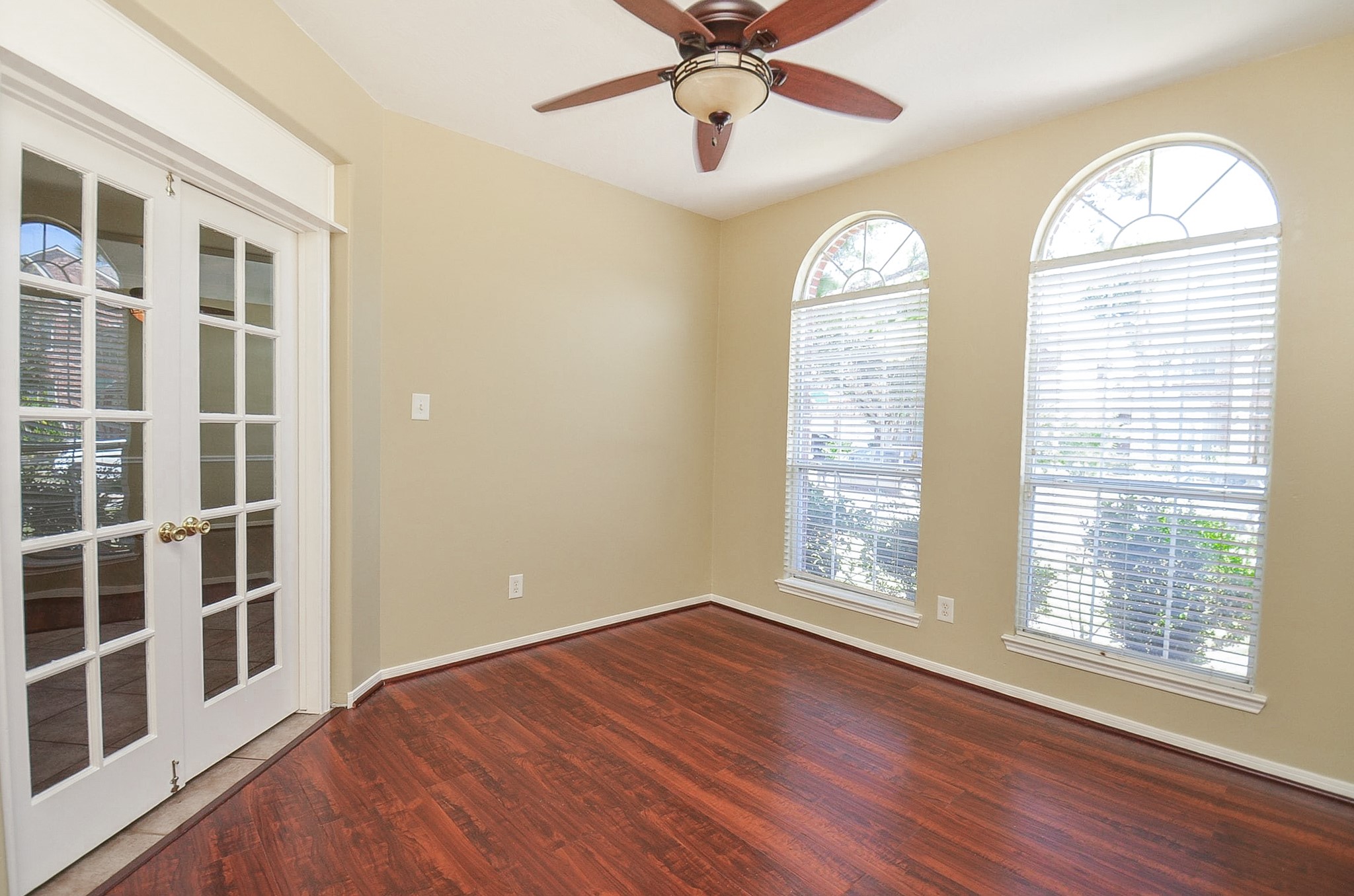 13109 Sunset Cliff Court Property Photo 11
