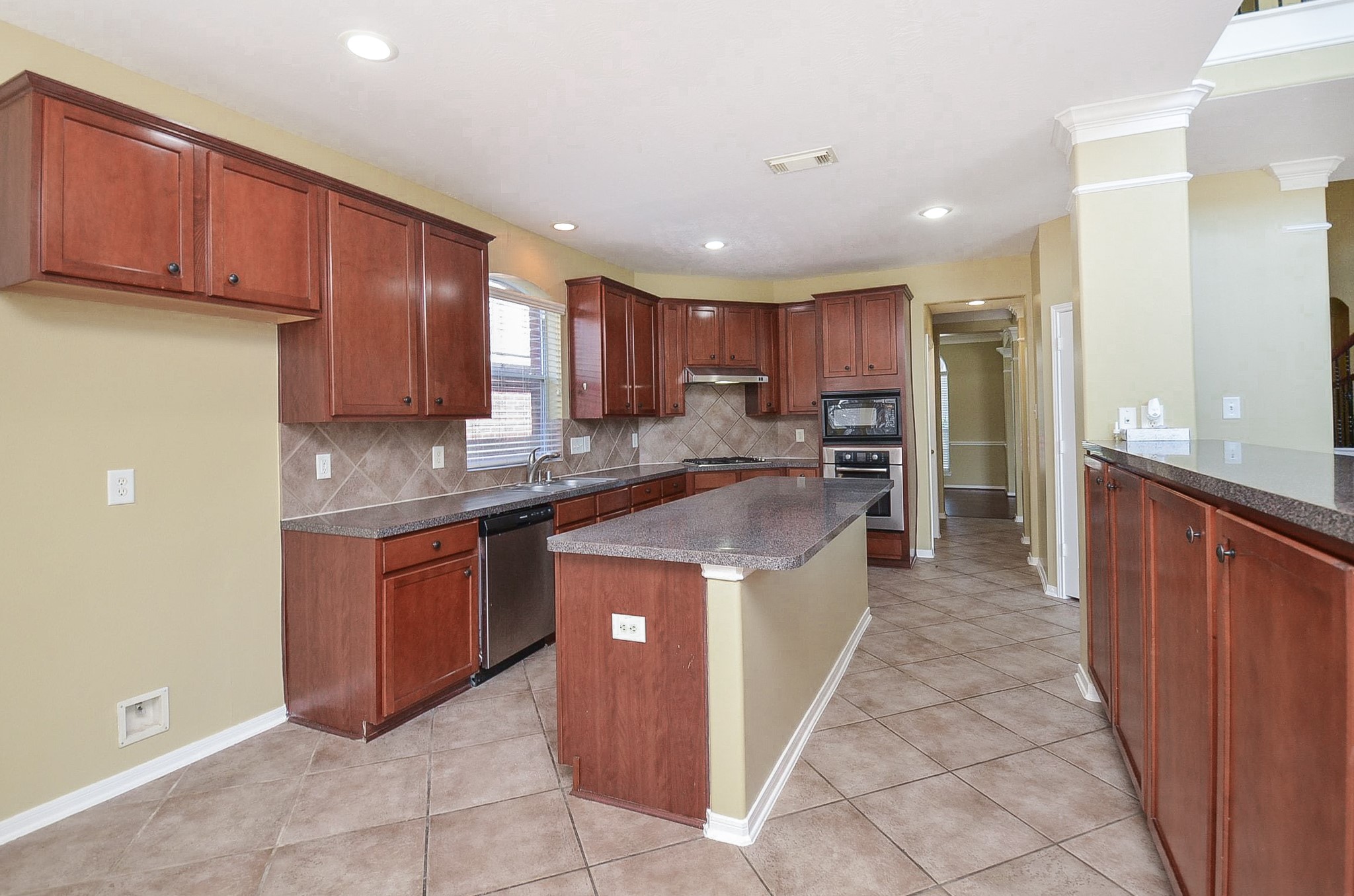 13109 Sunset Cliff Court Property Photo 15