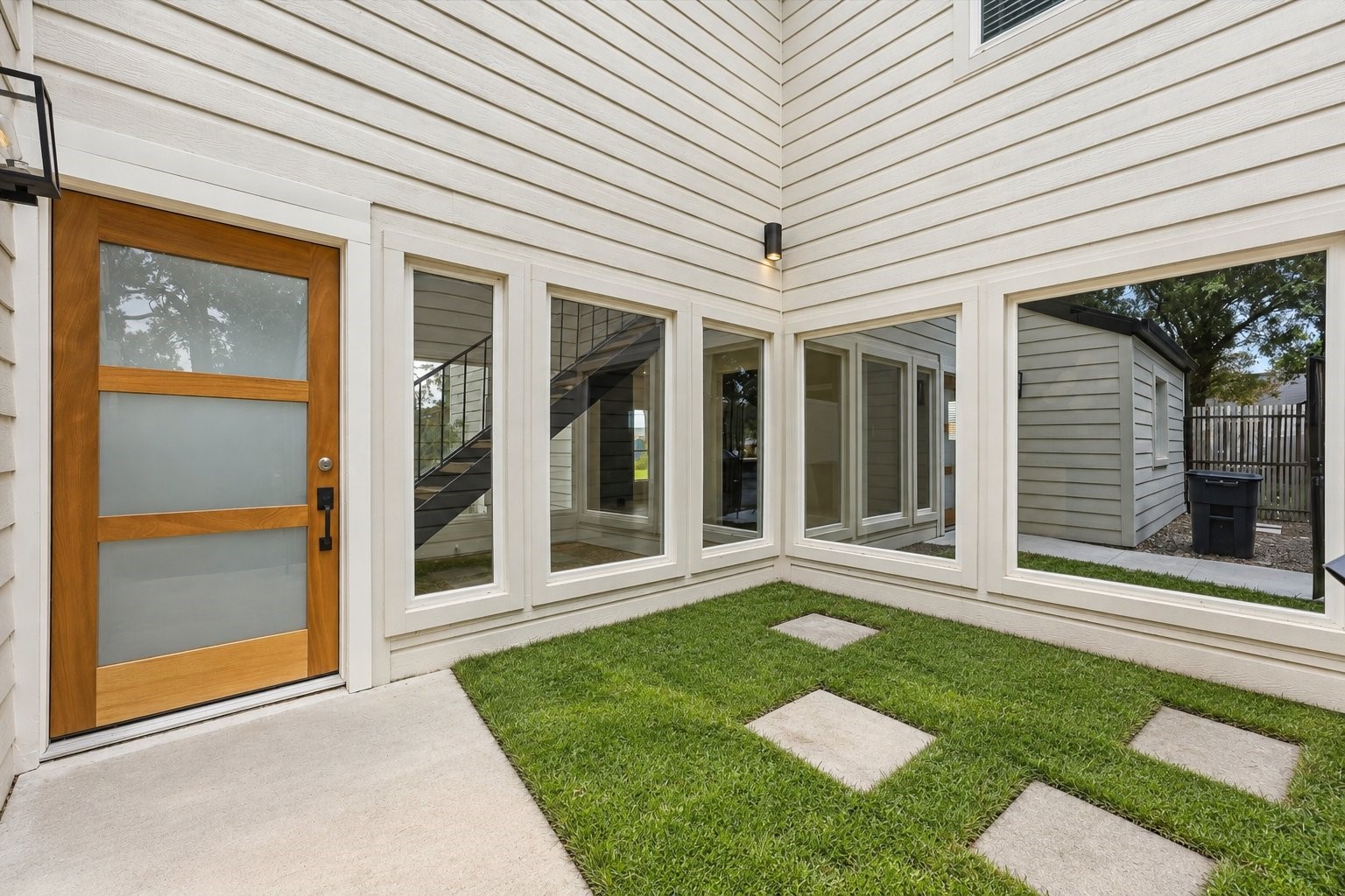 11222 Wind Pine Lane Property Photo 3