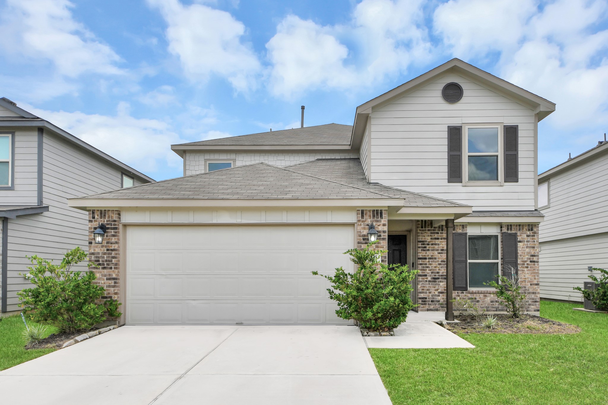 4231 Tulip Oak Drive Property Photo 1