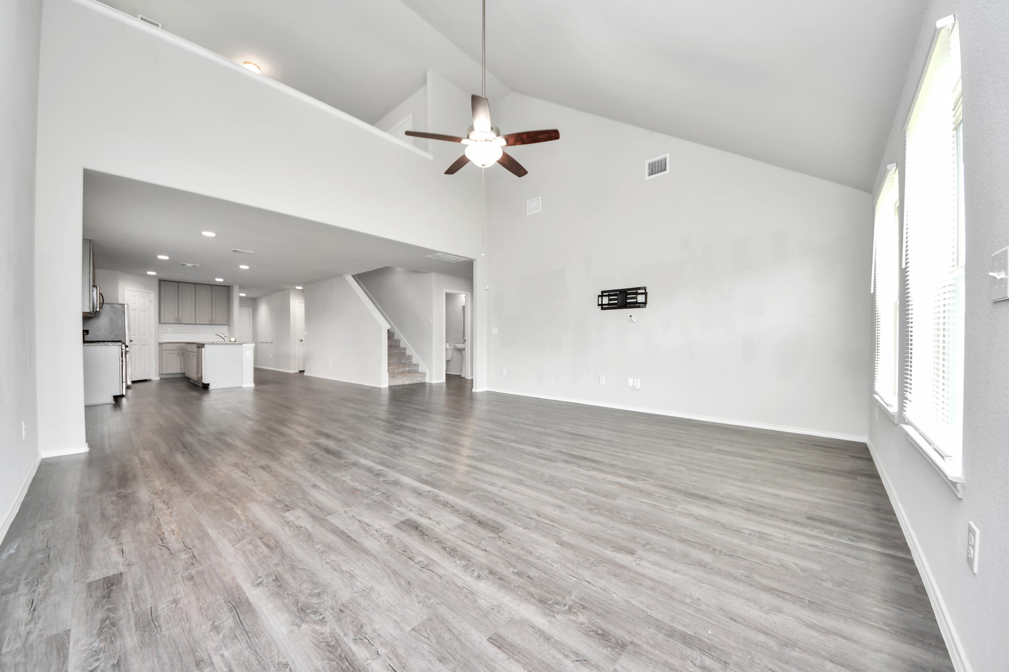 4231 Tulip Oak Drive Property Photo 15
