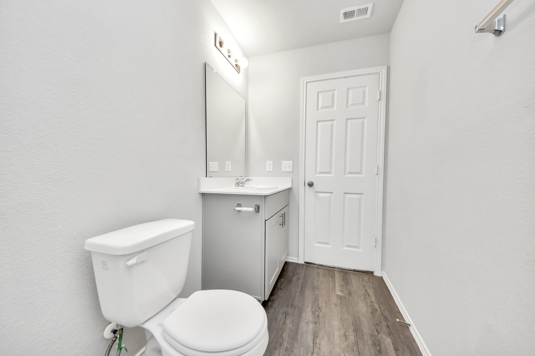 4231 Tulip Oak Drive Property Photo 30
