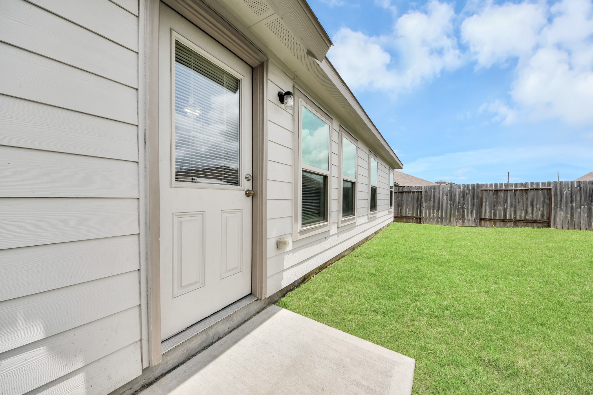 4231 Tulip Oak Drive Property Photo 40