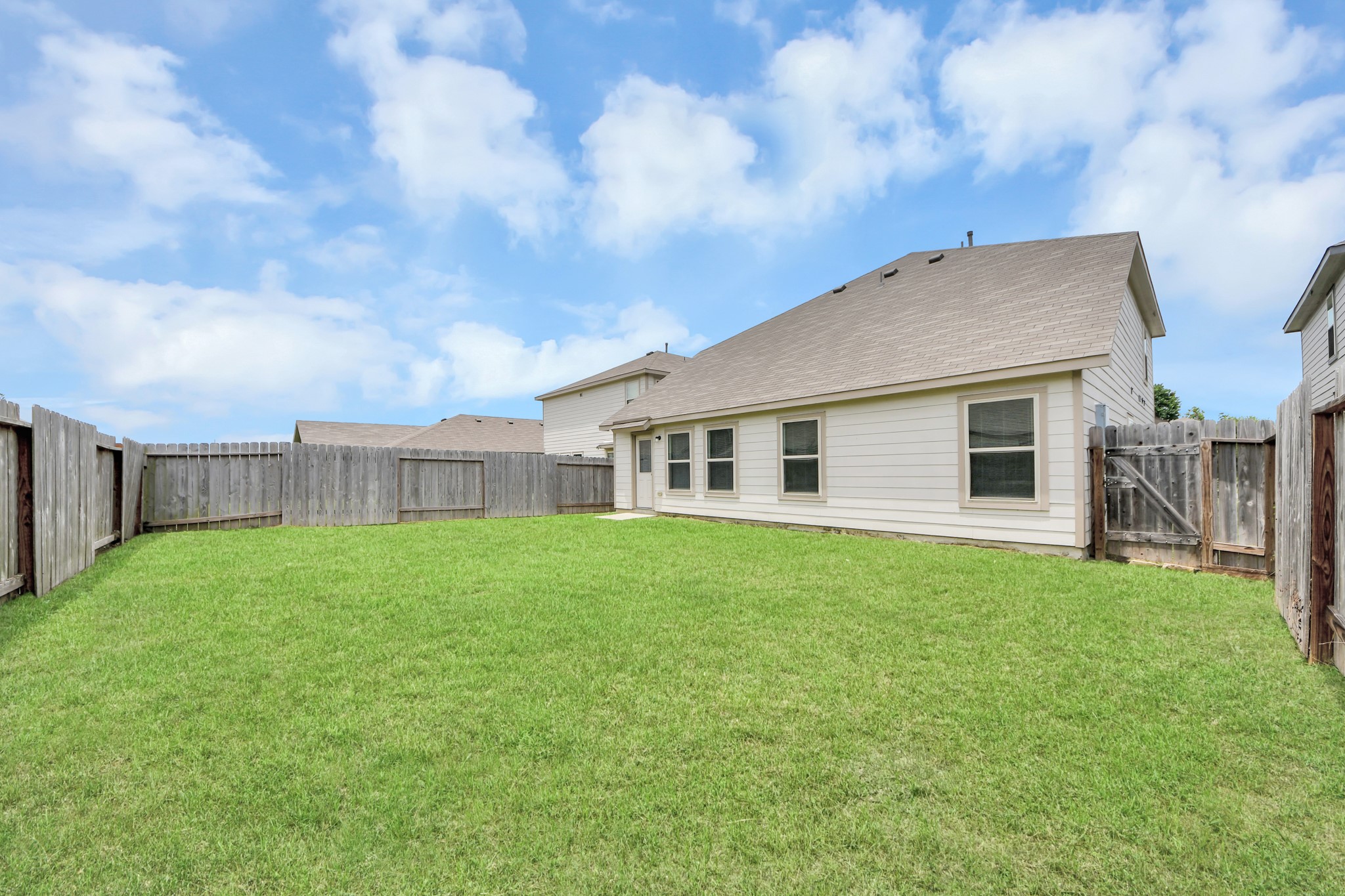 4231 Tulip Oak Drive Property Photo 41