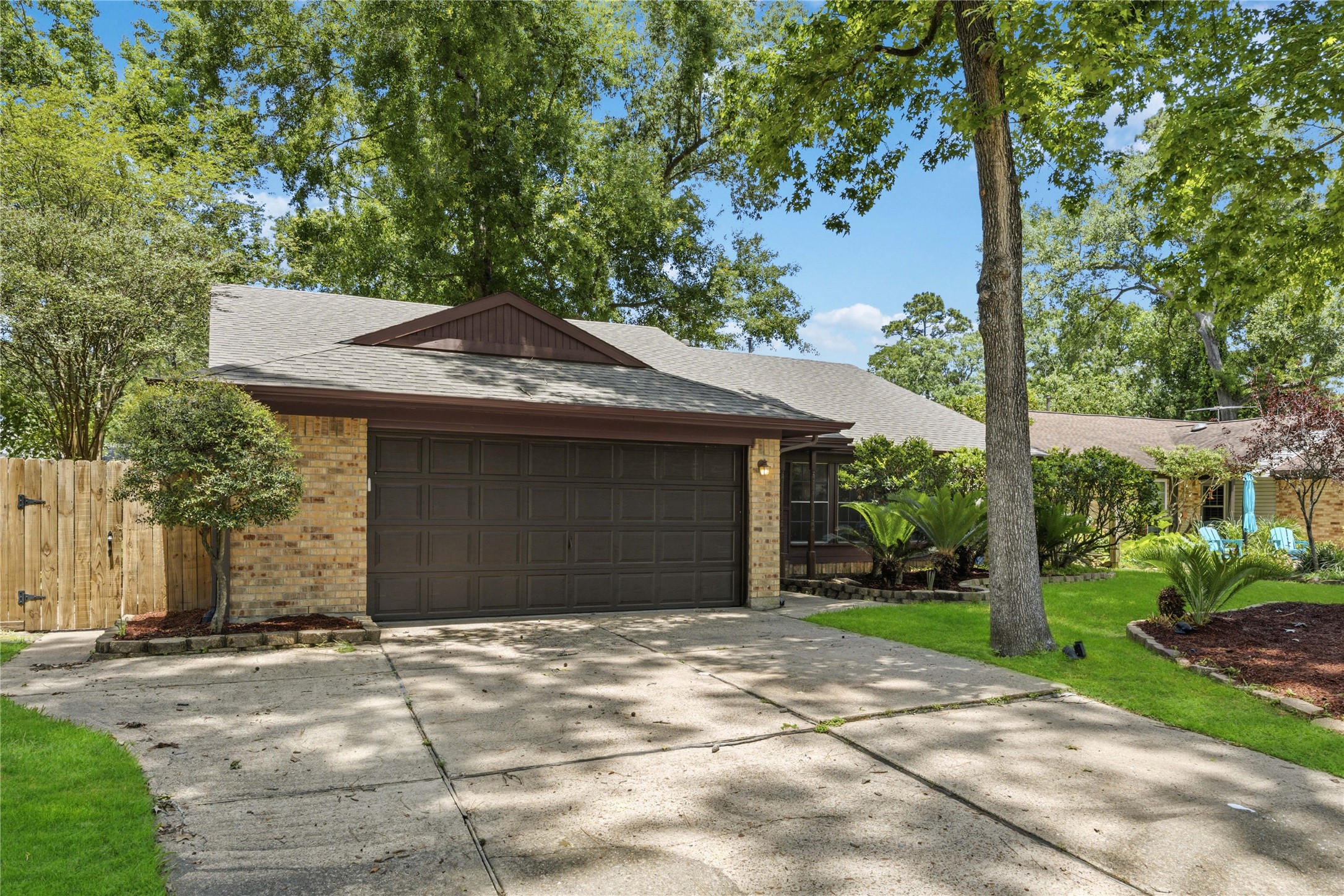 3119 Glade Springs Drive Property Photo 3