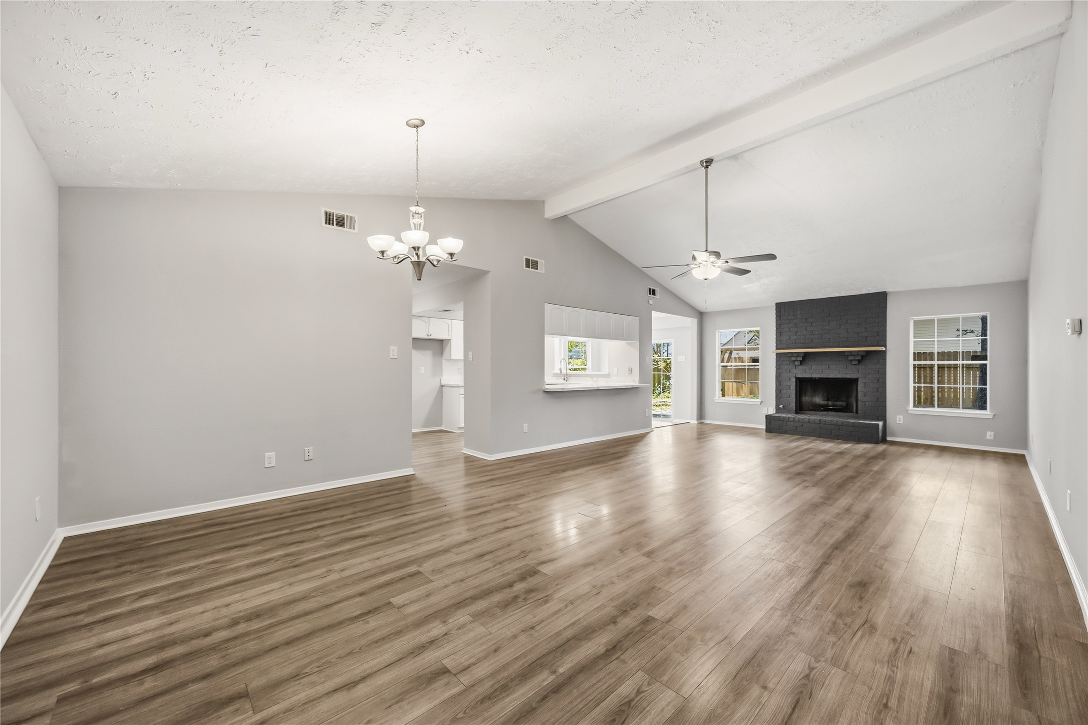 3119 Glade Springs Drive Property Photo 4