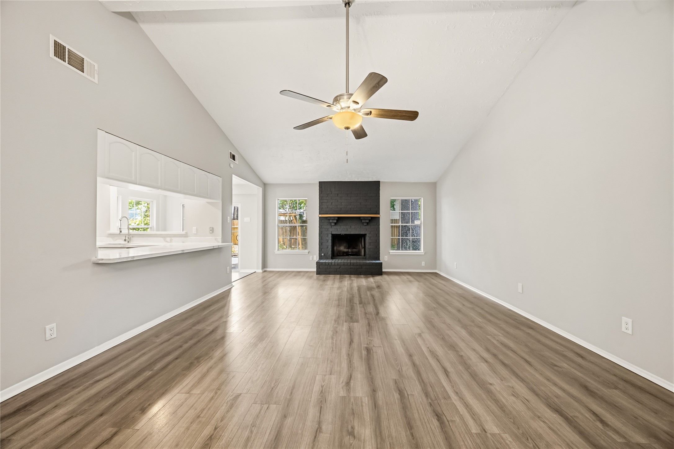 3119 Glade Springs Drive Property Photo 5