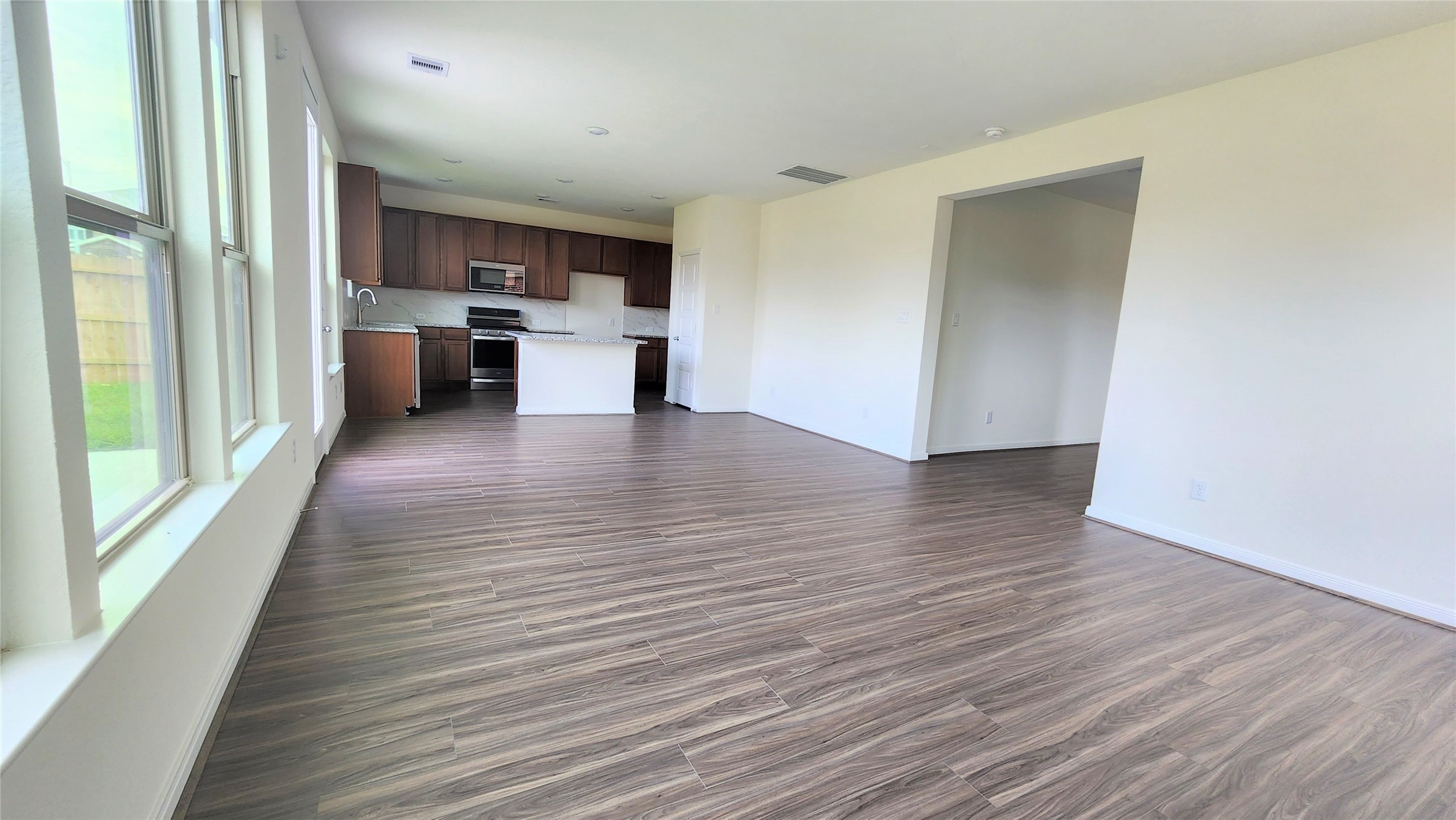 1235 Bryman Drive Property Photo 6