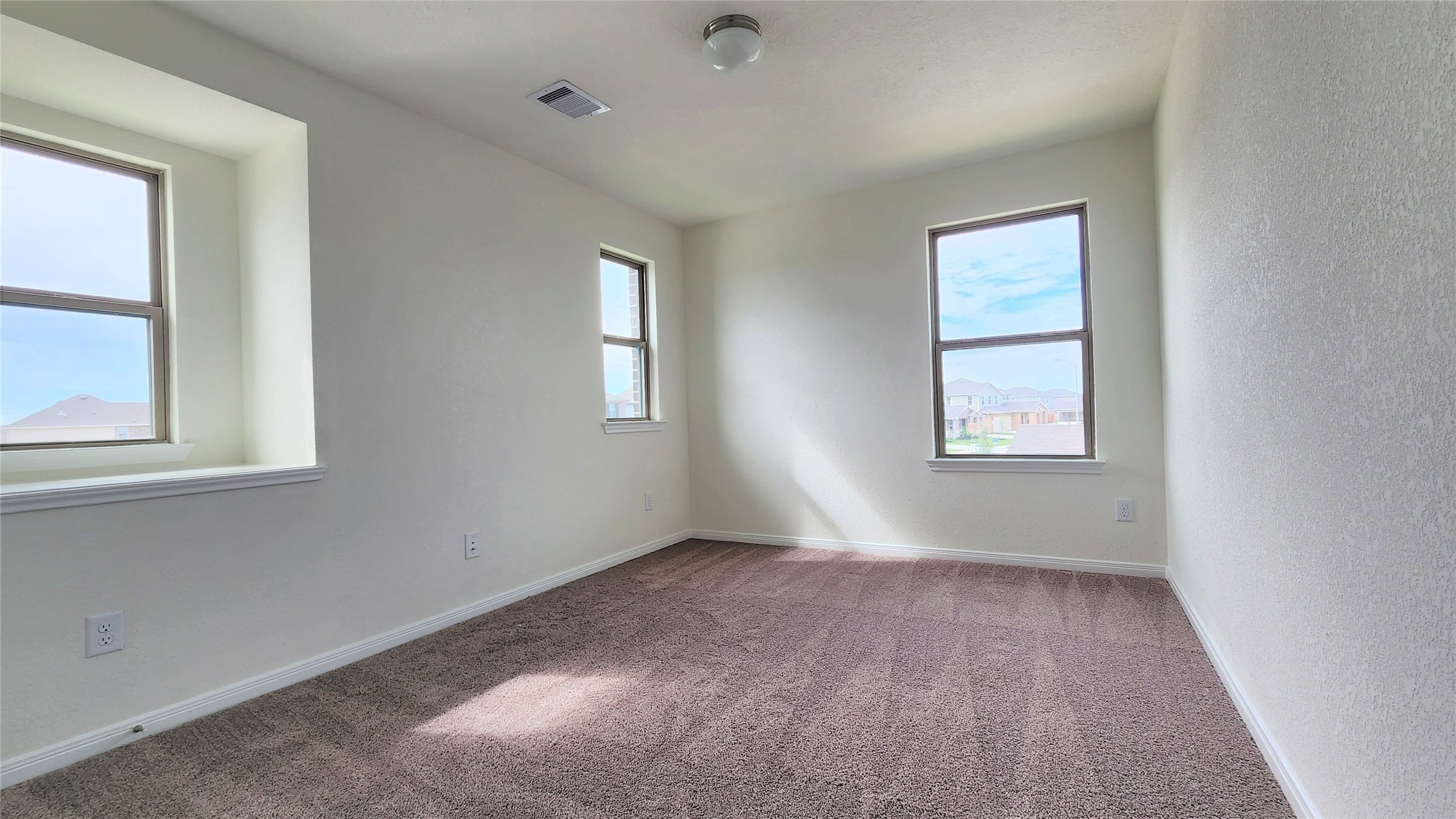 1235 Bryman Drive Property Photo 13