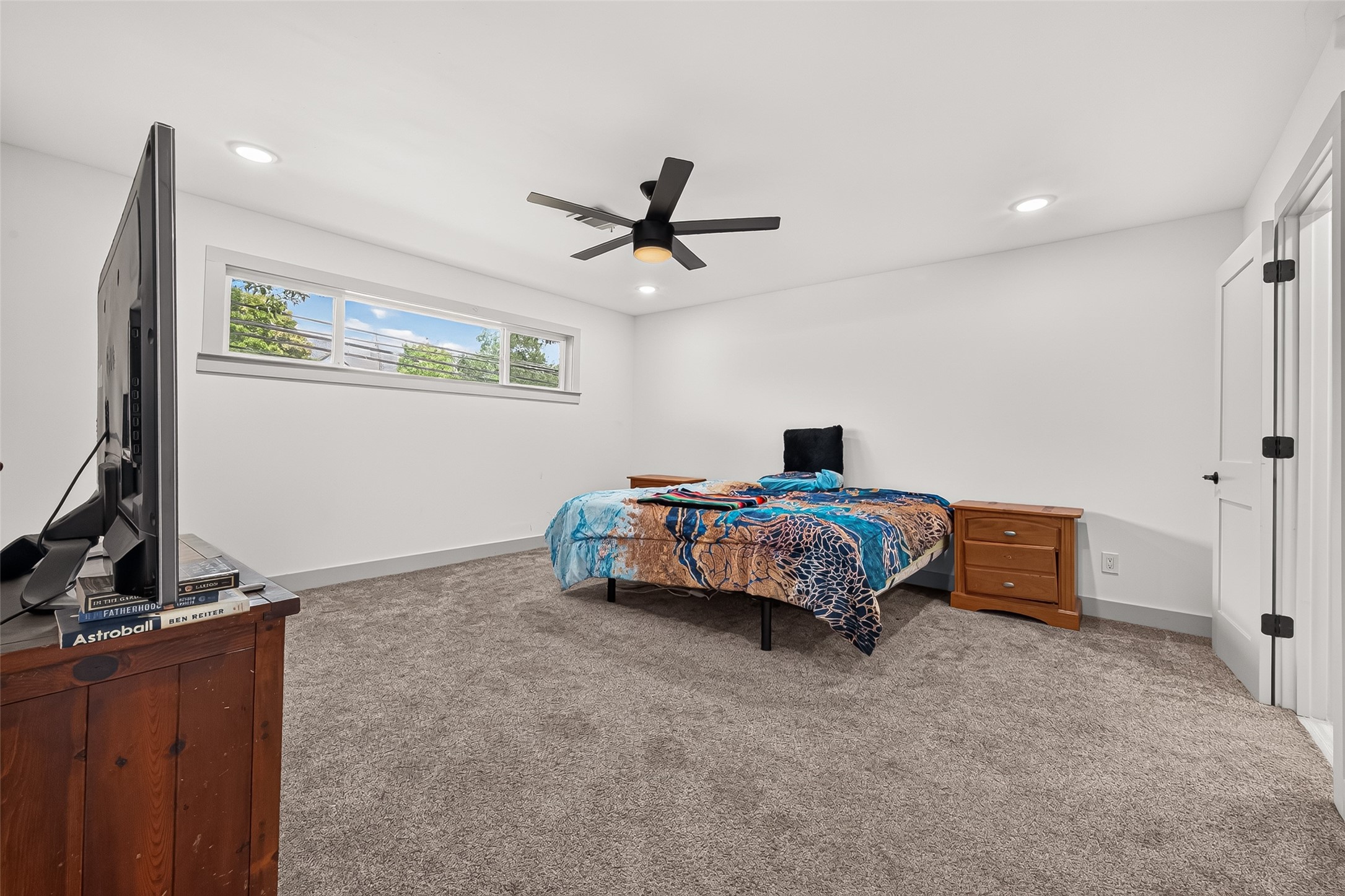 9906 Cliffwood Drive Property Photo 22