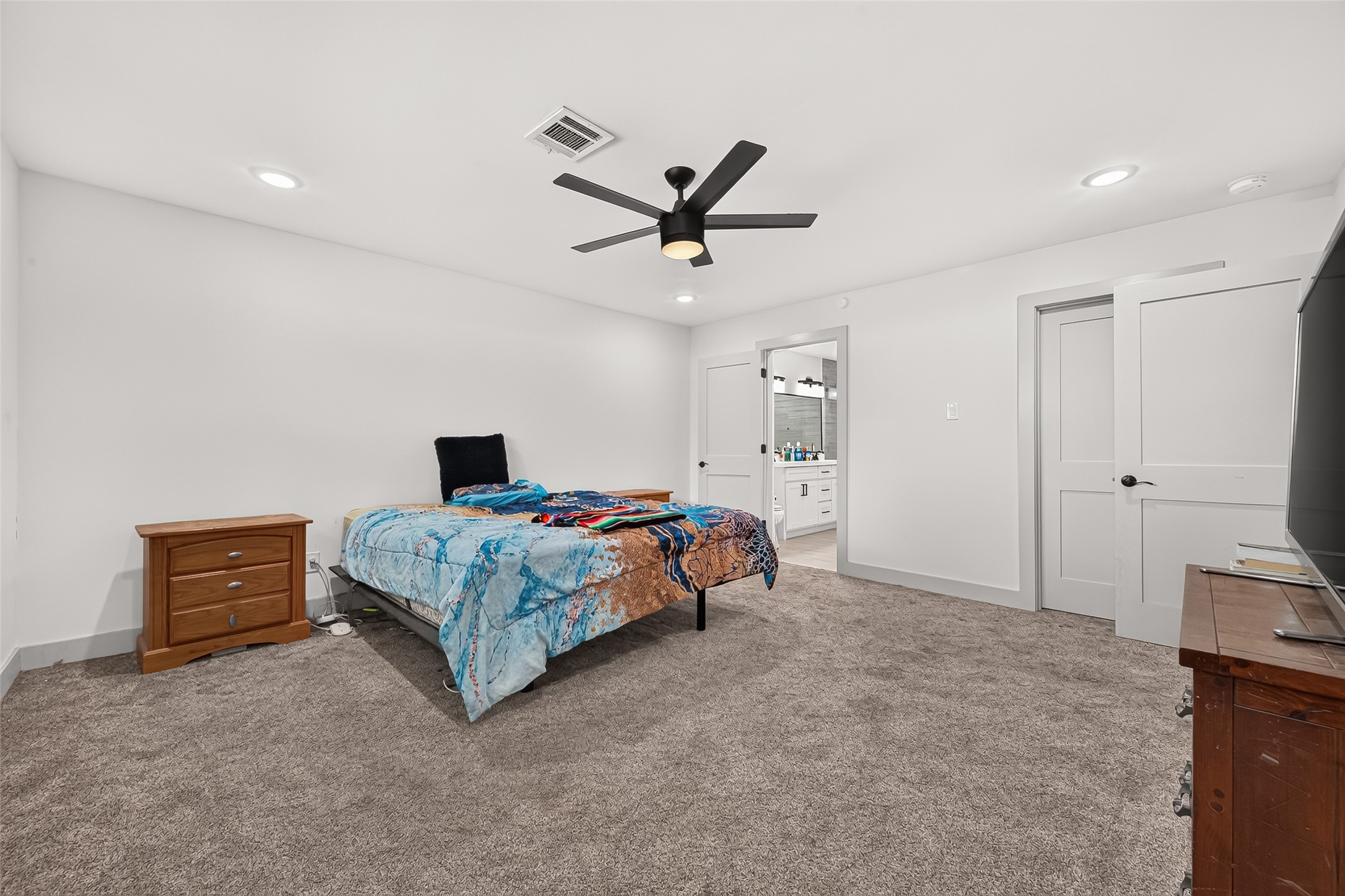 9906 Cliffwood Drive Property Photo 24