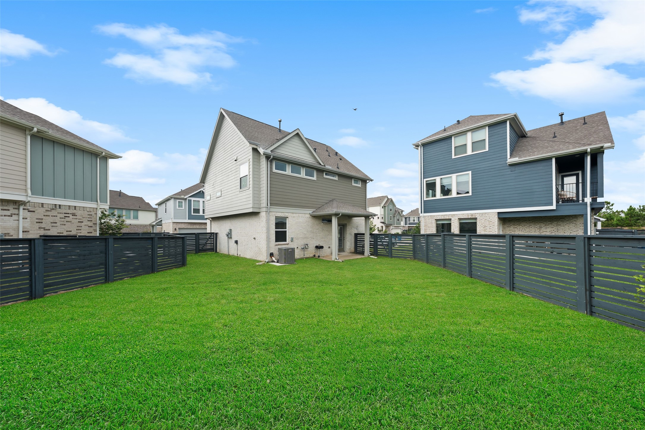18814 River Overlook Court Property Photo 5