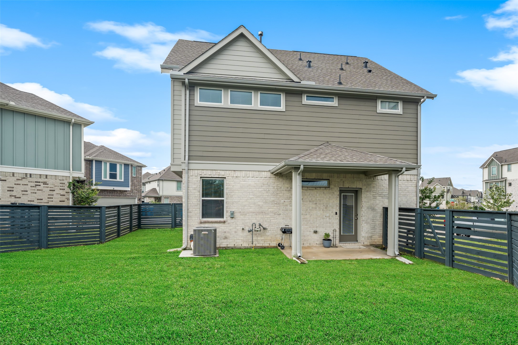 18814 River Overlook Court Property Photo 6