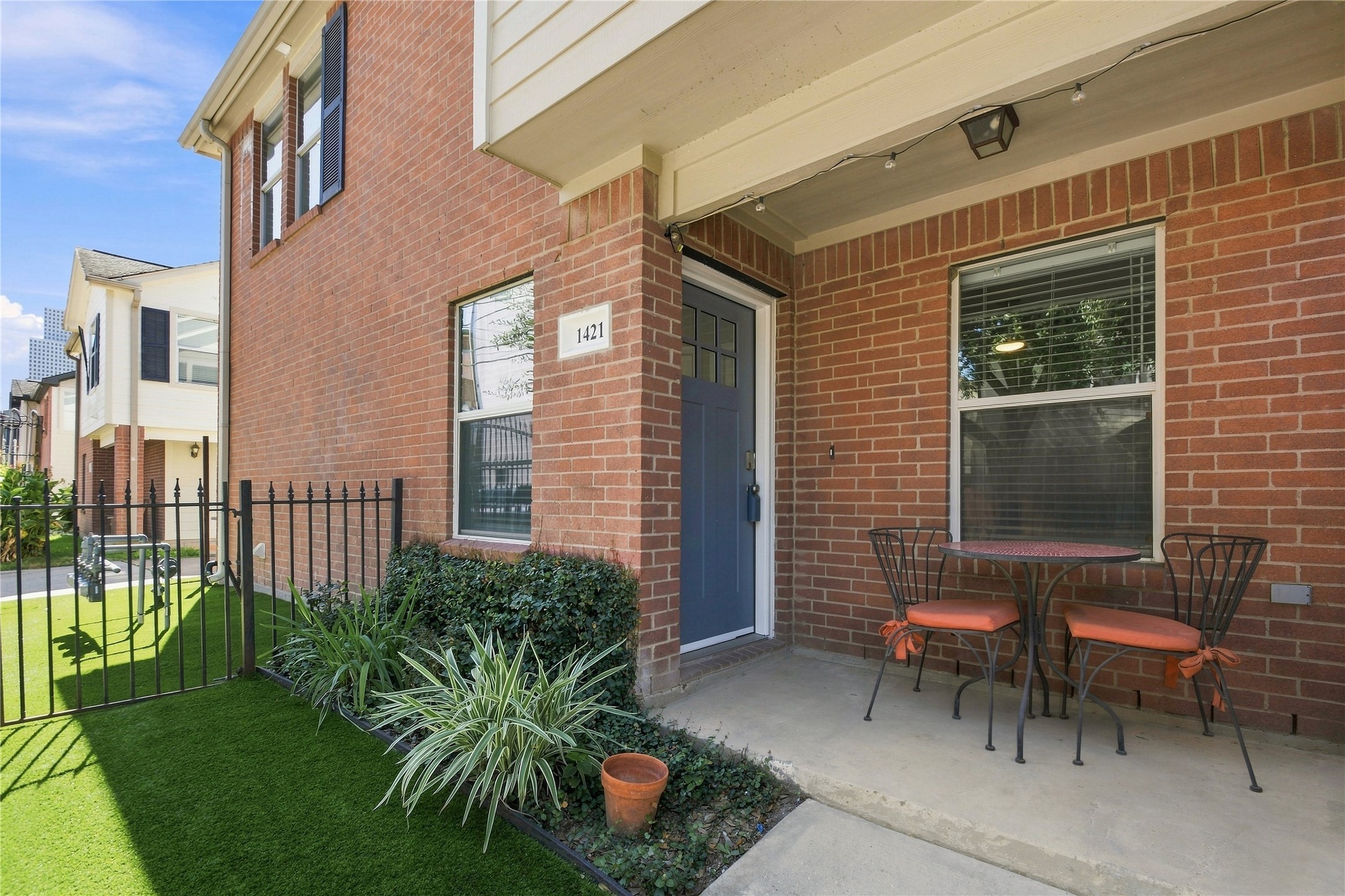 1421 Ruthven Street Property Photo 7