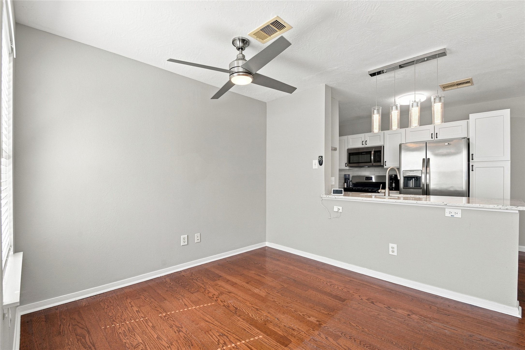 1421 Ruthven Street Property Photo 15