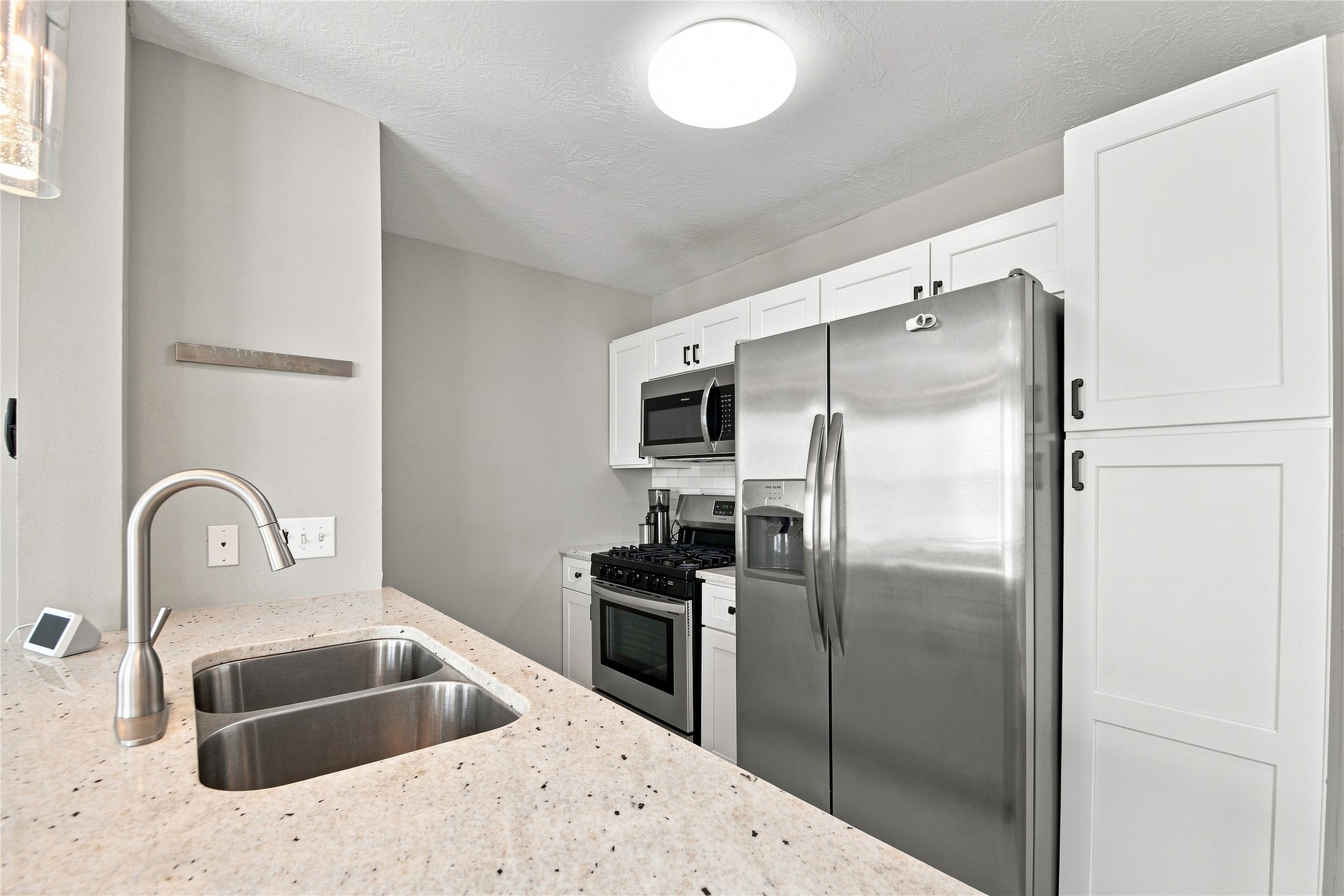 1421 Ruthven Street Property Photo 17